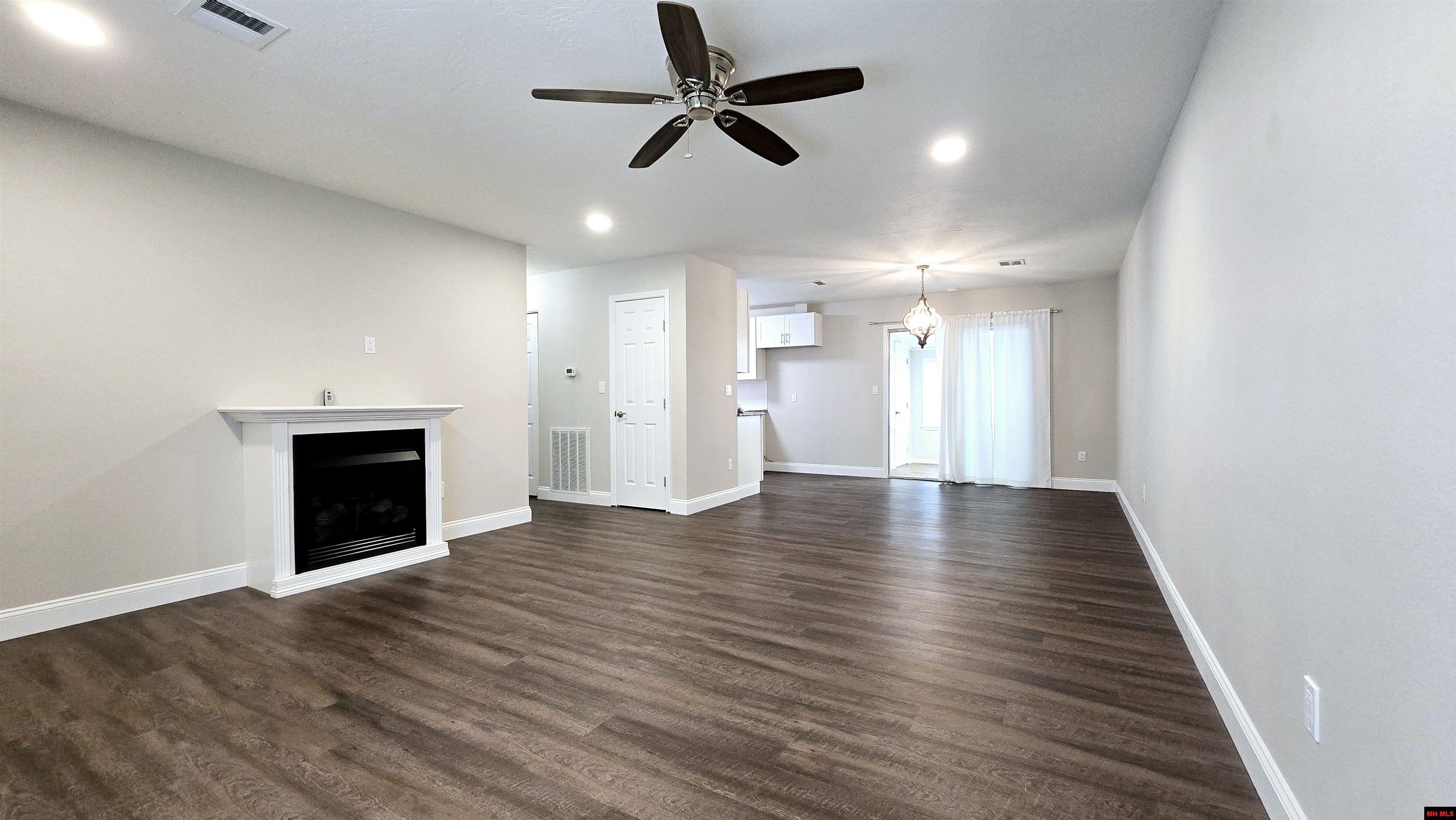 1125 MEADOWBROOK DRIVE Mountain Home, AR 72653