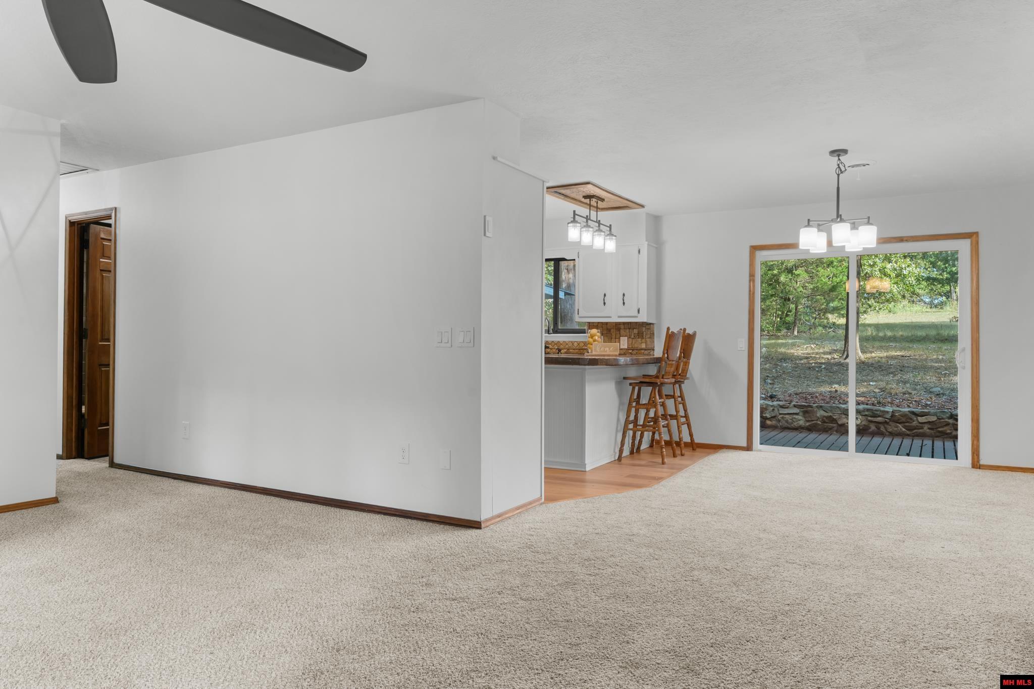 111 WESTWOOD COURT Bull Shoals, AR 72619