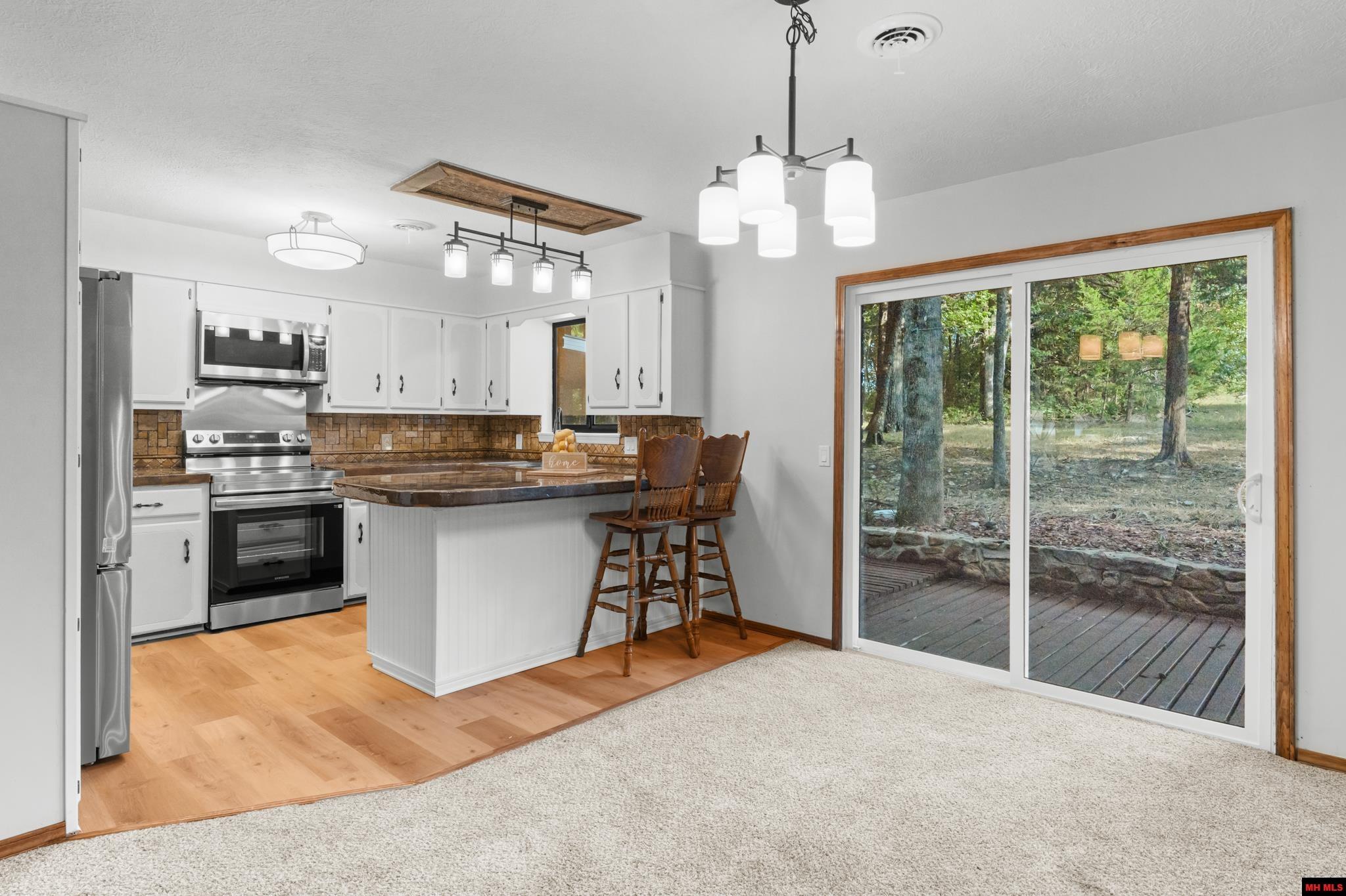 111 WESTWOOD COURT Bull Shoals, AR 72619