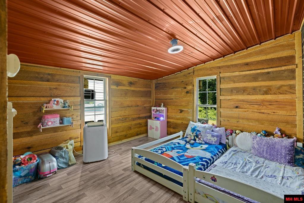 706 AUNT FAYES ROAD Harriet, AR 72639