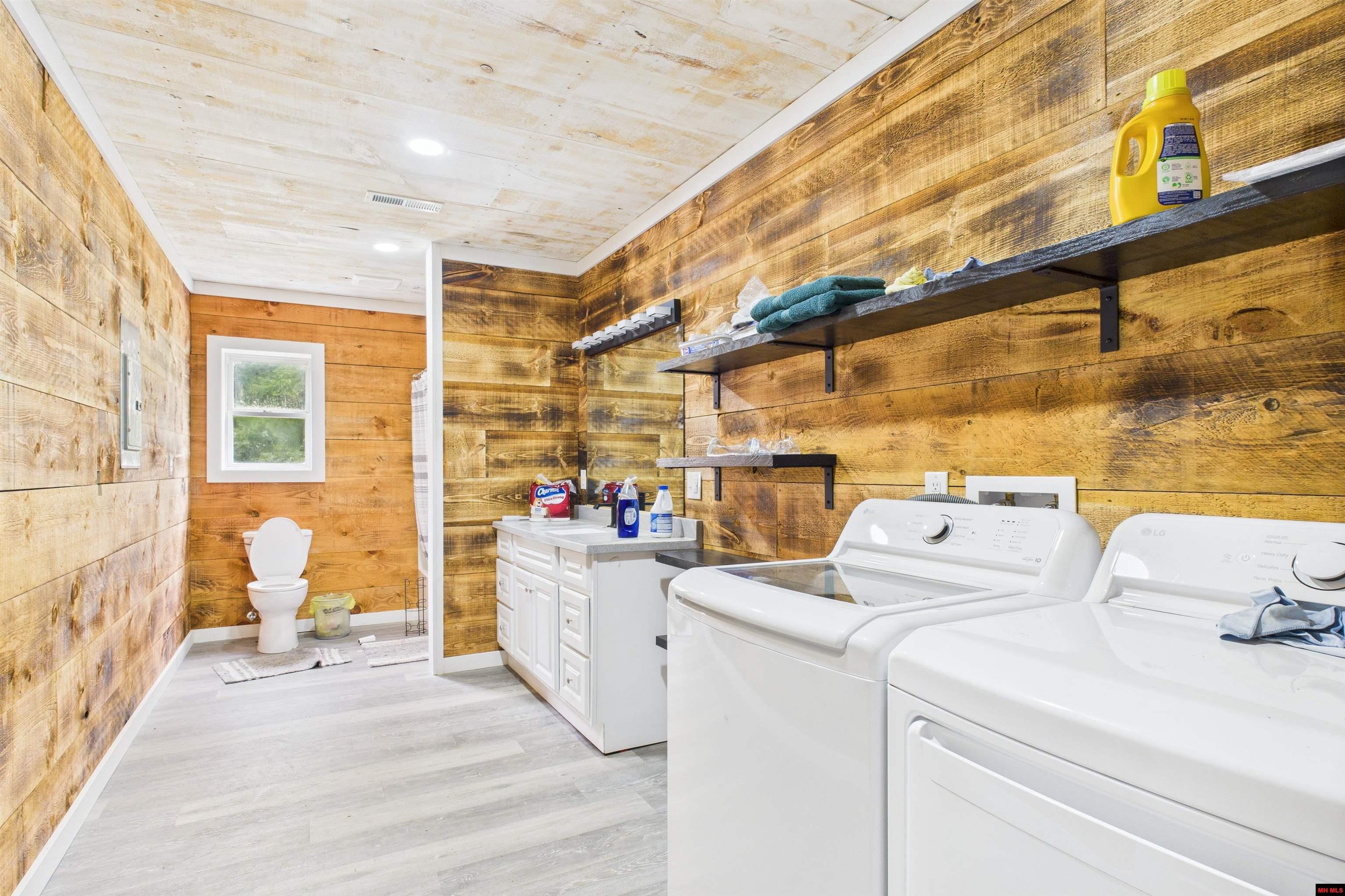 001-09744-000 Hwy 5 North