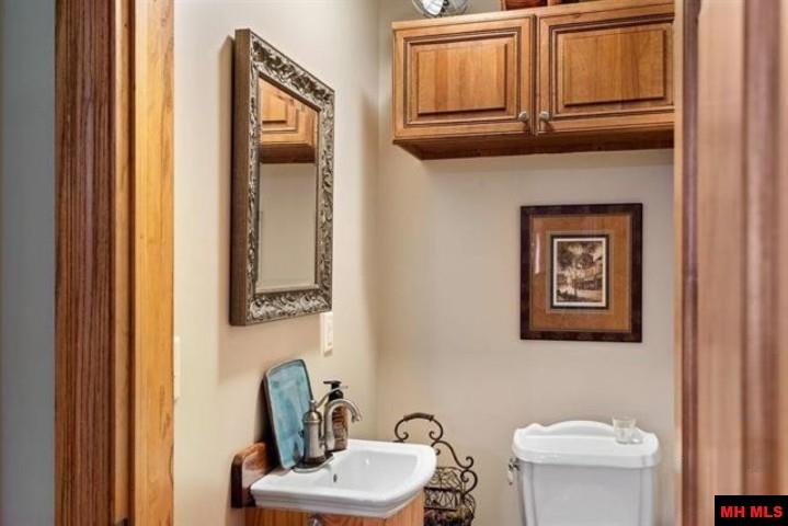 392 BRUNSON LANE Mountain Home, AR