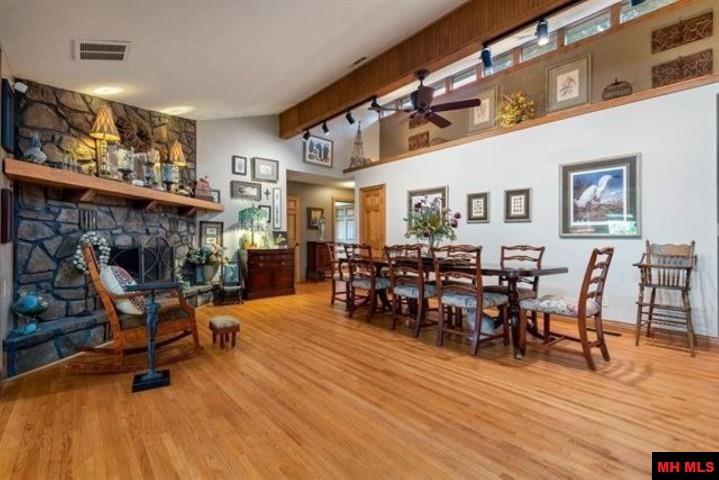 392 BRUNSON LANE Mountain Home, AR