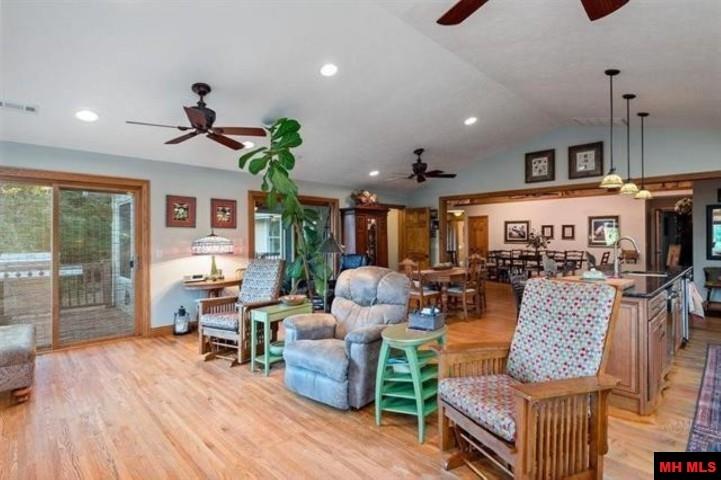 392 BRUNSON LANE Mountain Home, AR