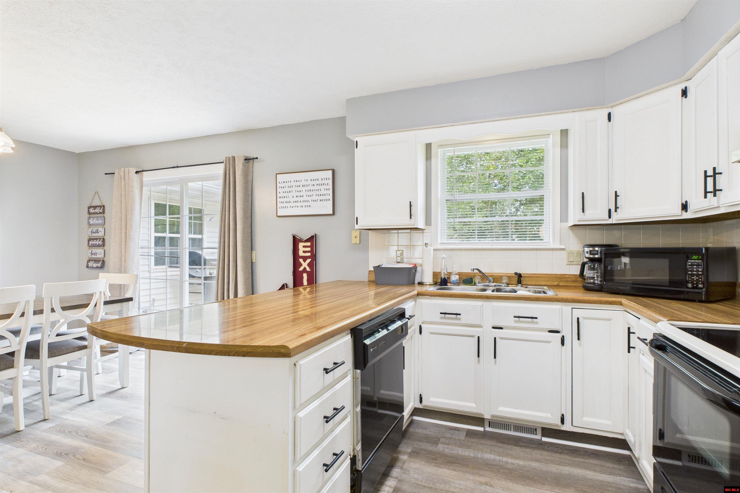 520 NEWTON AVENUE Mountain Home, AR 72653