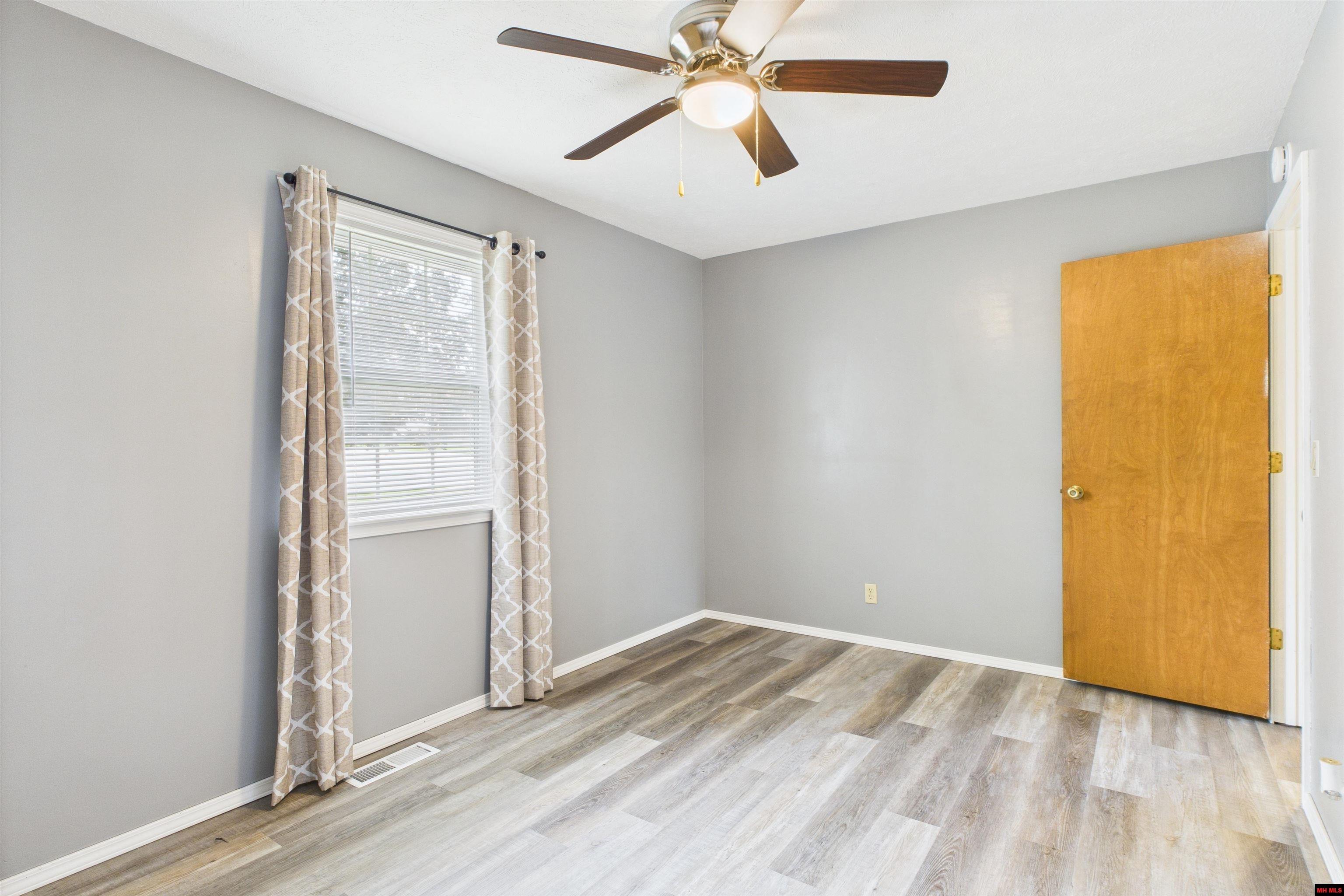 520 NEWTON AVENUE Mountain Home, AR 72653