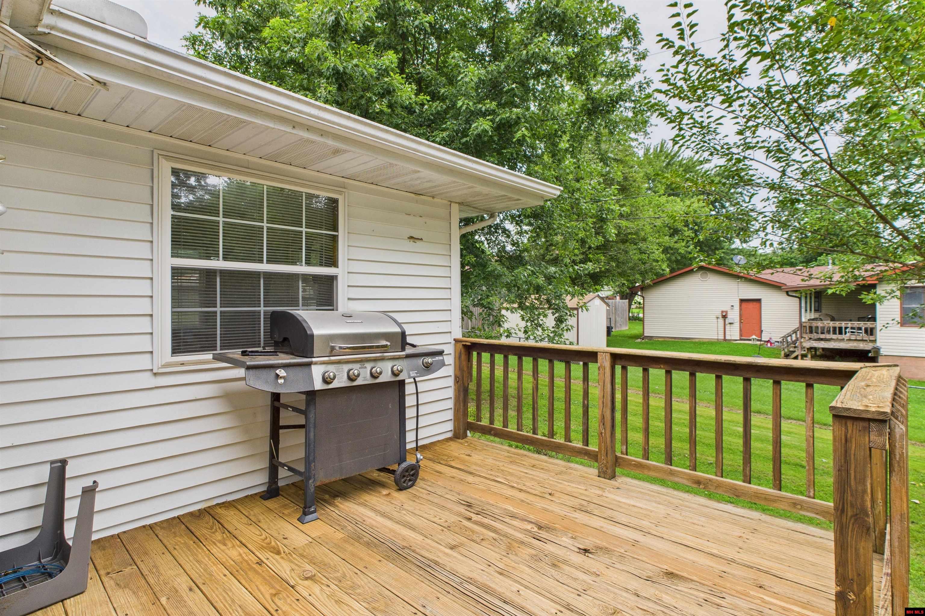 520 NEWTON AVENUE Mountain Home, AR 72653