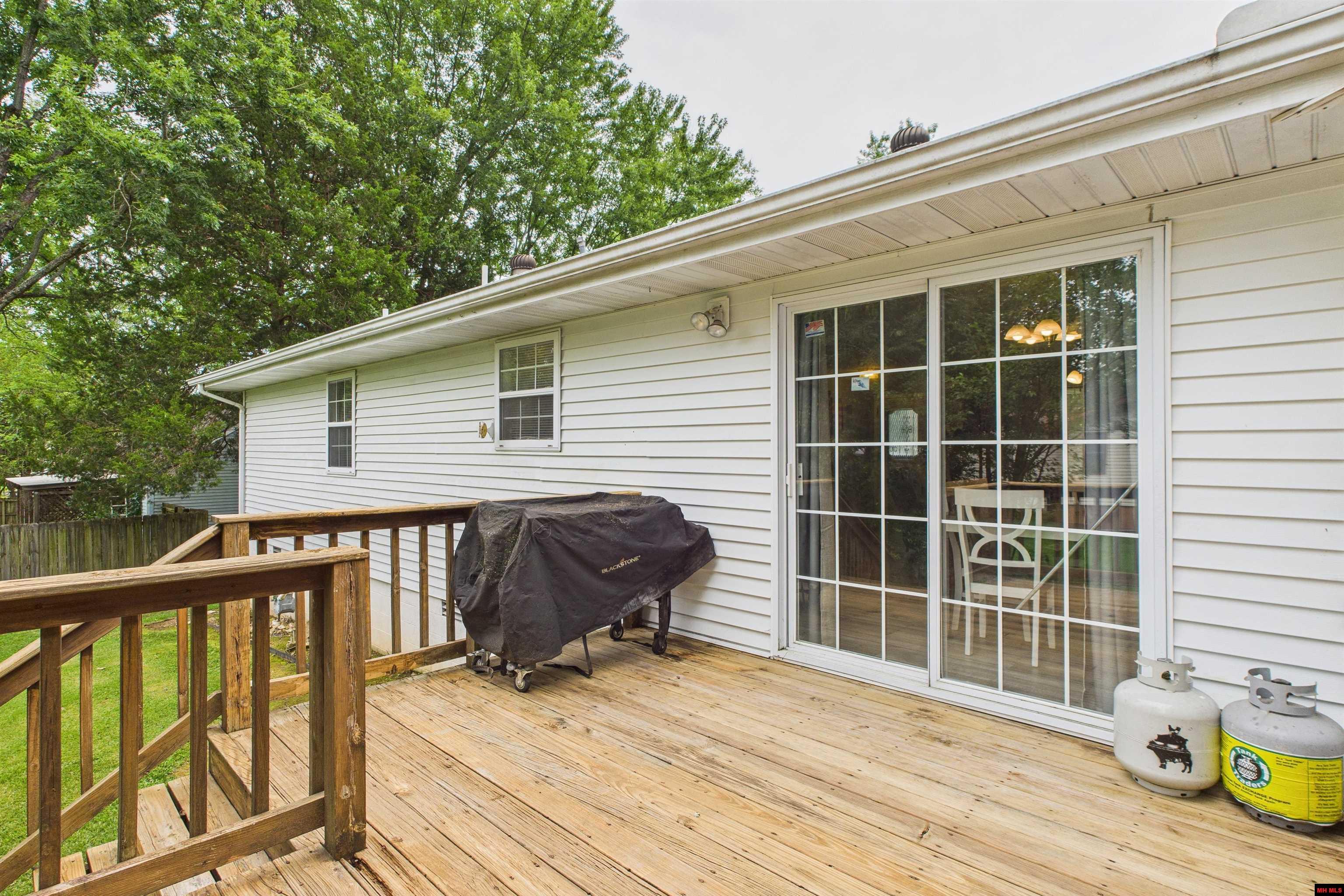 520 NEWTON AVENUE Mountain Home, AR 72653