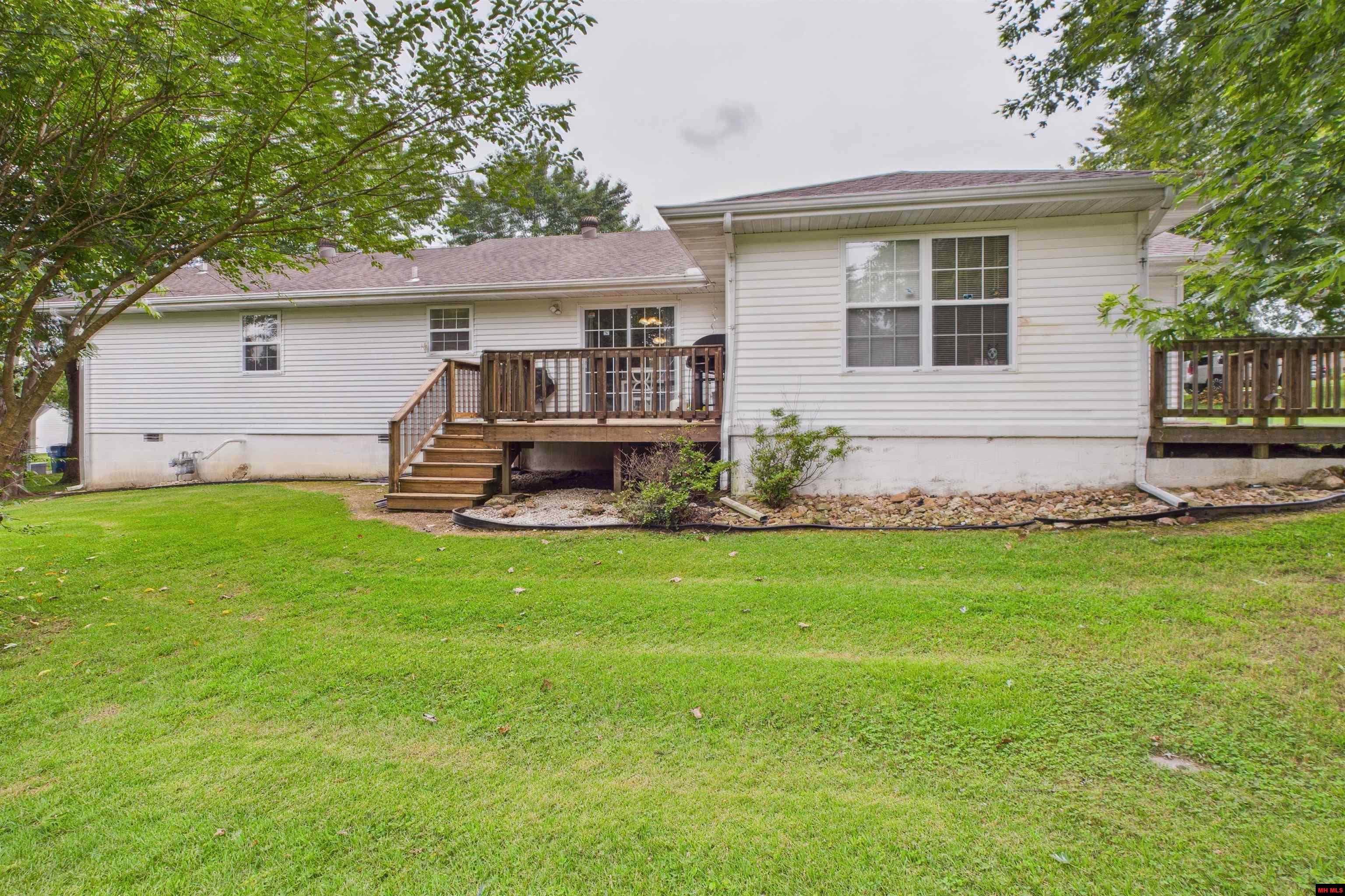 520 NEWTON AVENUE Mountain Home, AR 72653