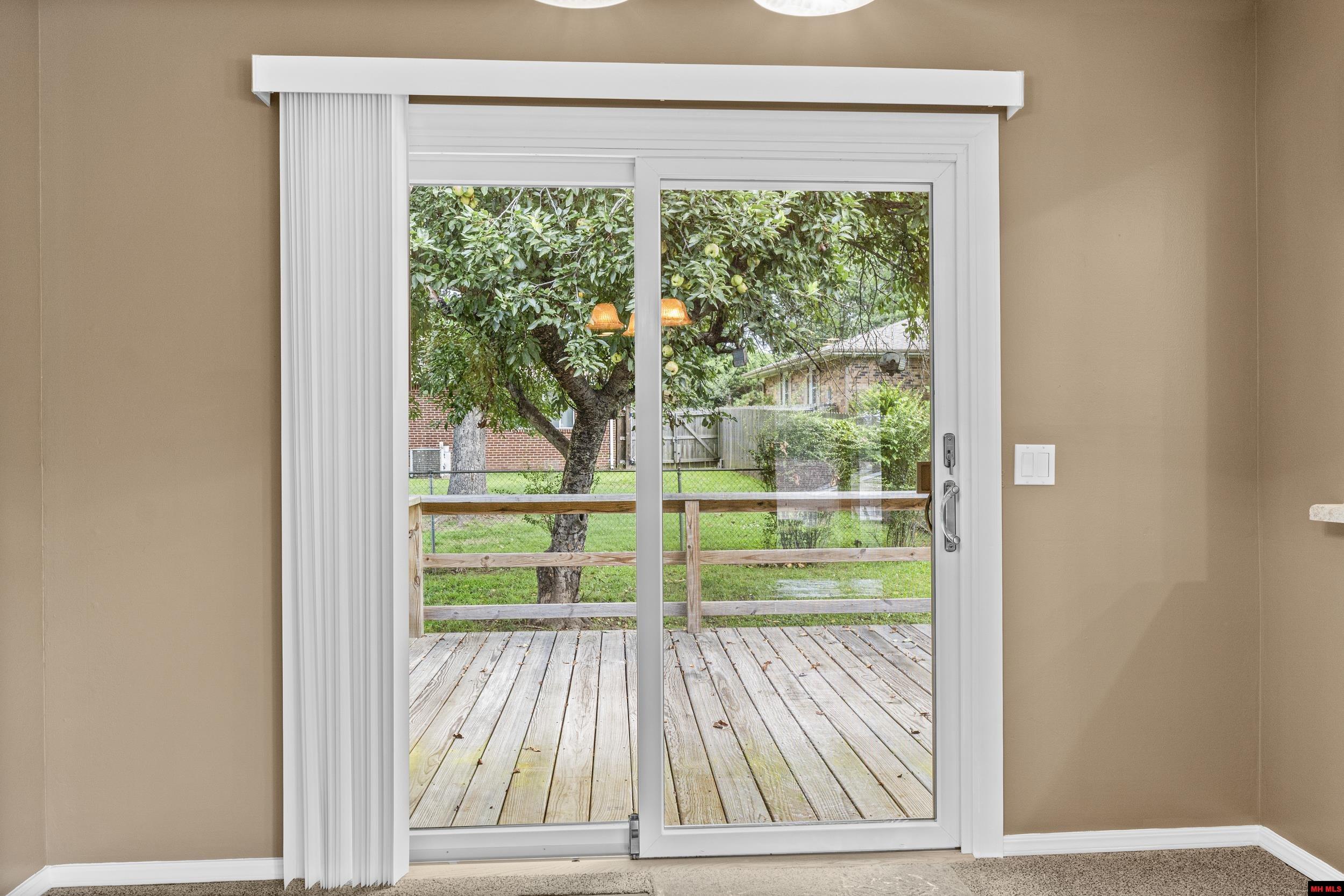 1001 HEATHERDOWN TRAIL Mountain Home, AR 72653