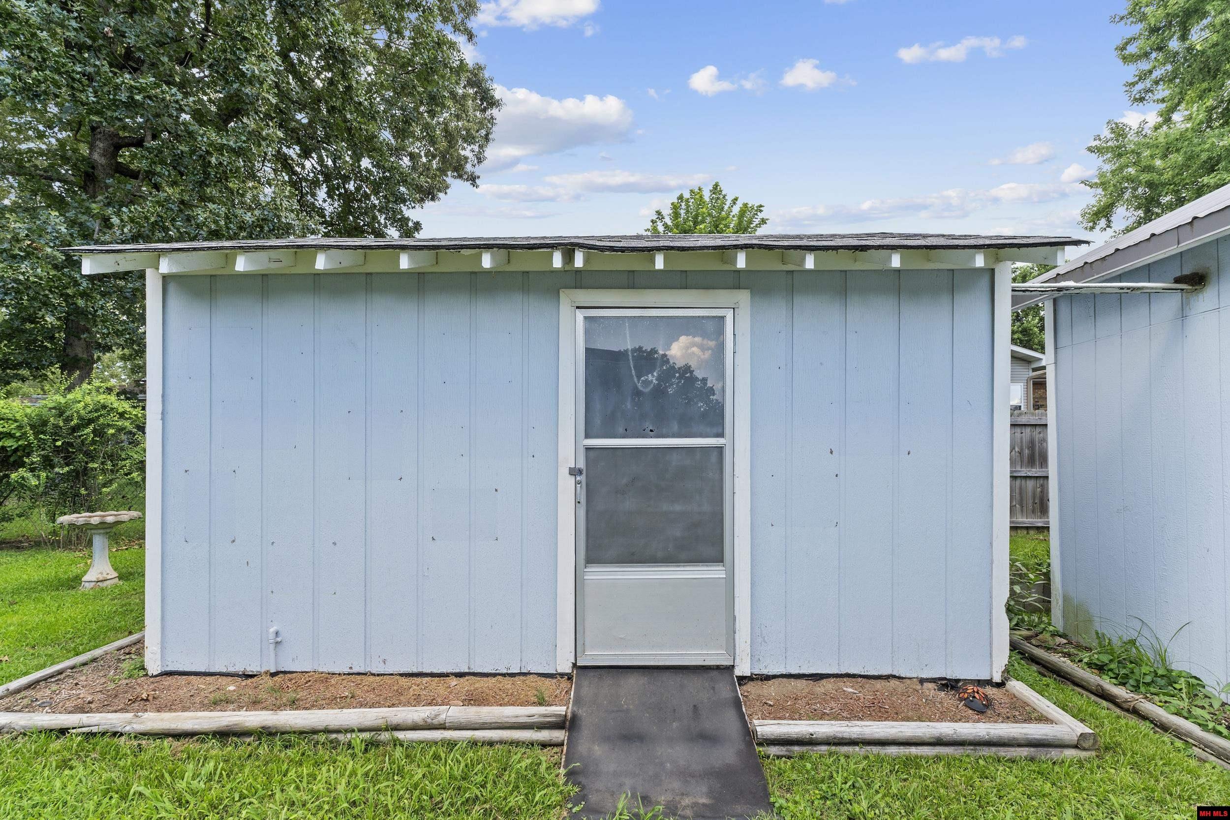 1001 HEATHERDOWN TRAIL Mountain Home, AR 72653