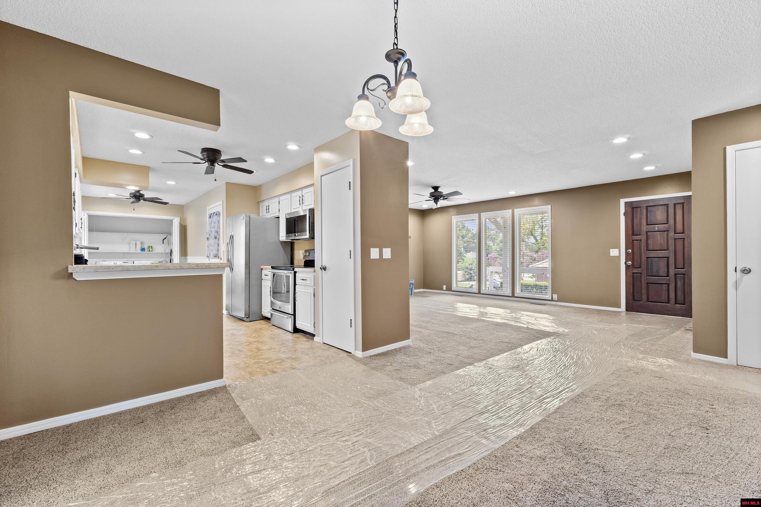 1001 HEATHERDOWN TRAIL Mountain Home, AR 72653