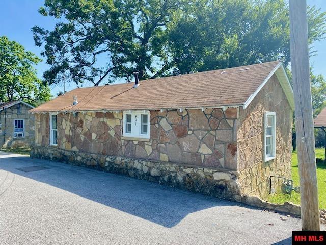 408 N ESTES AVENUE Yellville, AR 72687