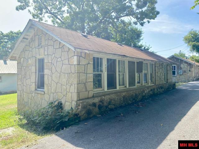 408 N ESTES AVENUE Yellville, AR 72687