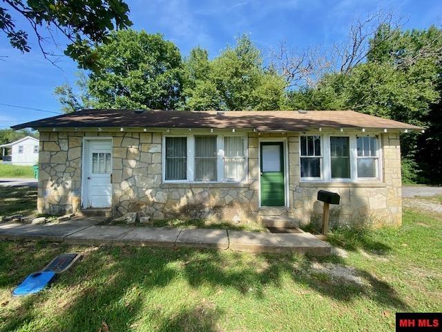 408 N ESTES AVENUE Yellville, AR 72687