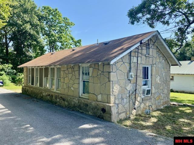 408 N ESTES AVENUE Yellville, AR 72687