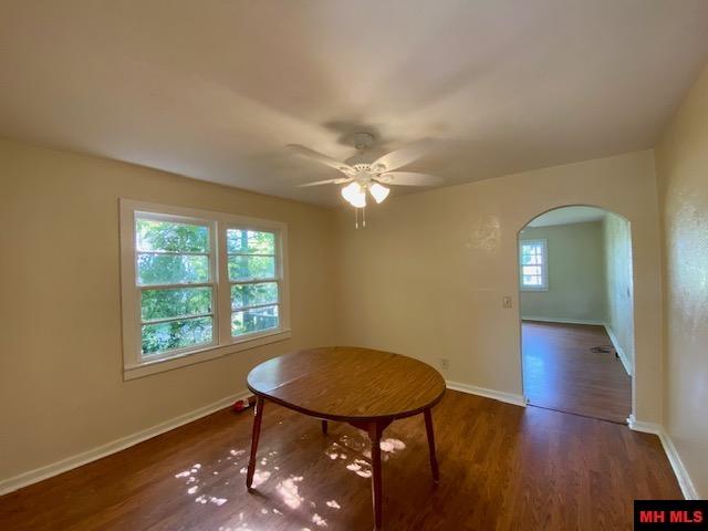 408 N ESTES AVENUE Yellville, AR 72687