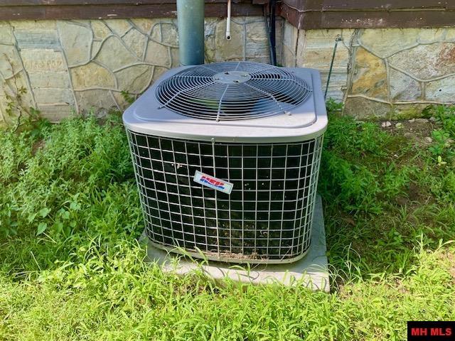 408 N ESTES AVENUE Yellville, AR 72687