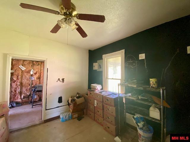 408 N ESTES AVENUE Yellville, AR 72687