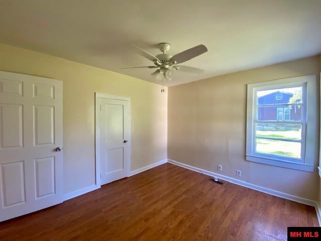 408 N ESTES AVENUE Yellville, AR 72687