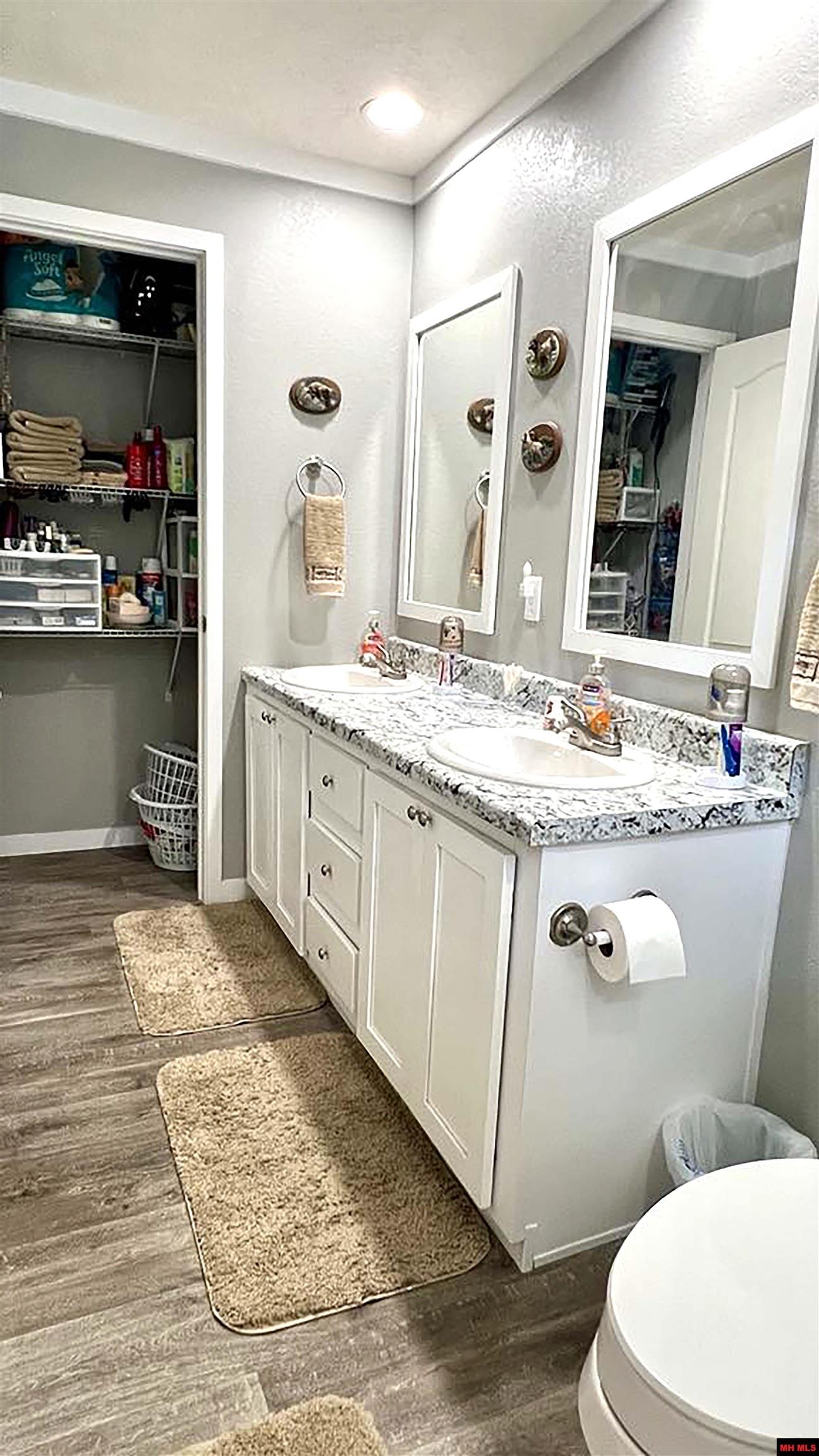 9154 HWY 62 WEST Yellville, AR 72687-9998