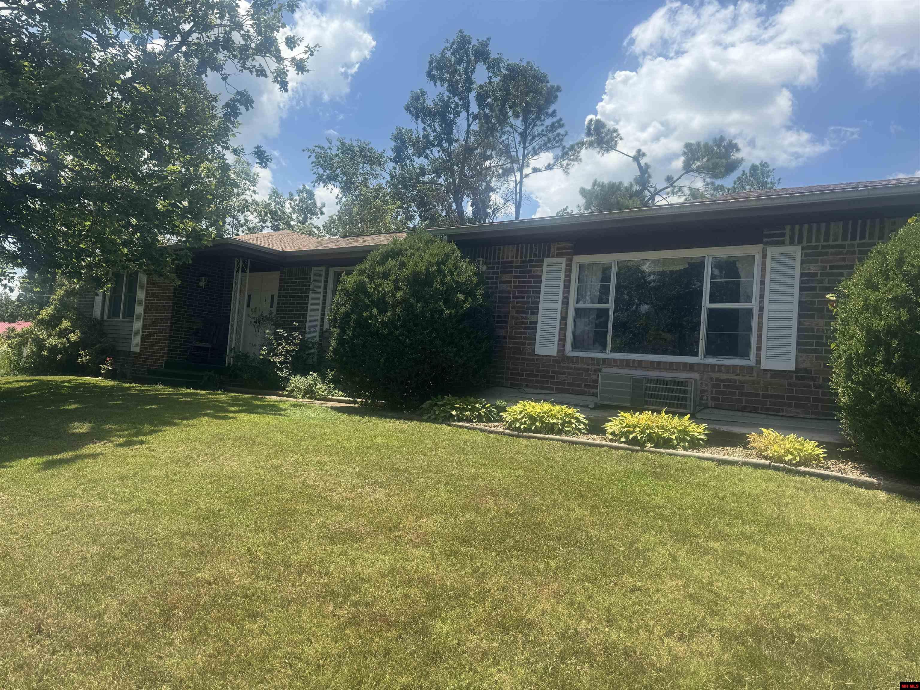 151 LINWOOD DRIVE | Briarcliff, AR