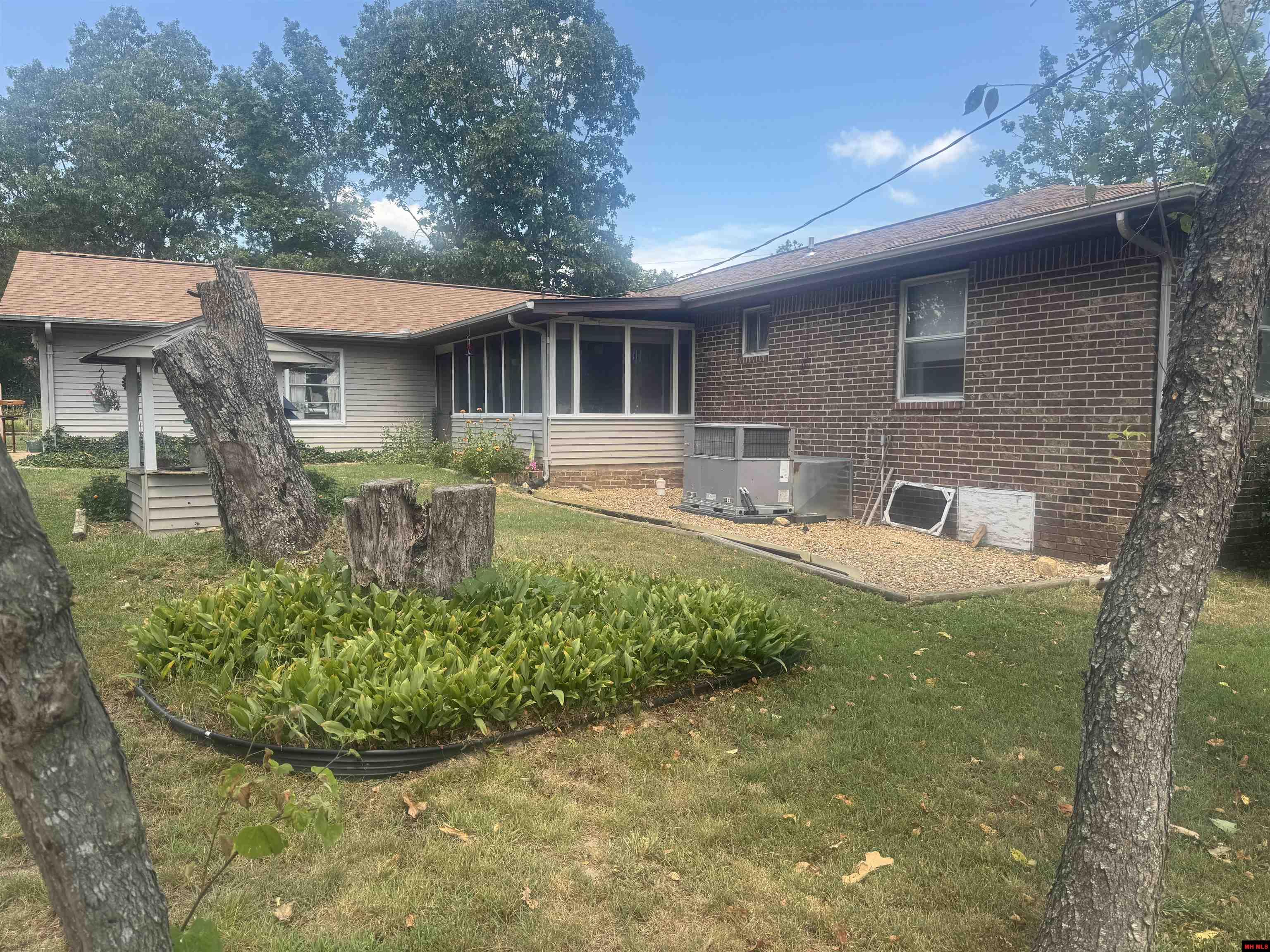 151 LINWOOD DRIVE Briarcliff, AR