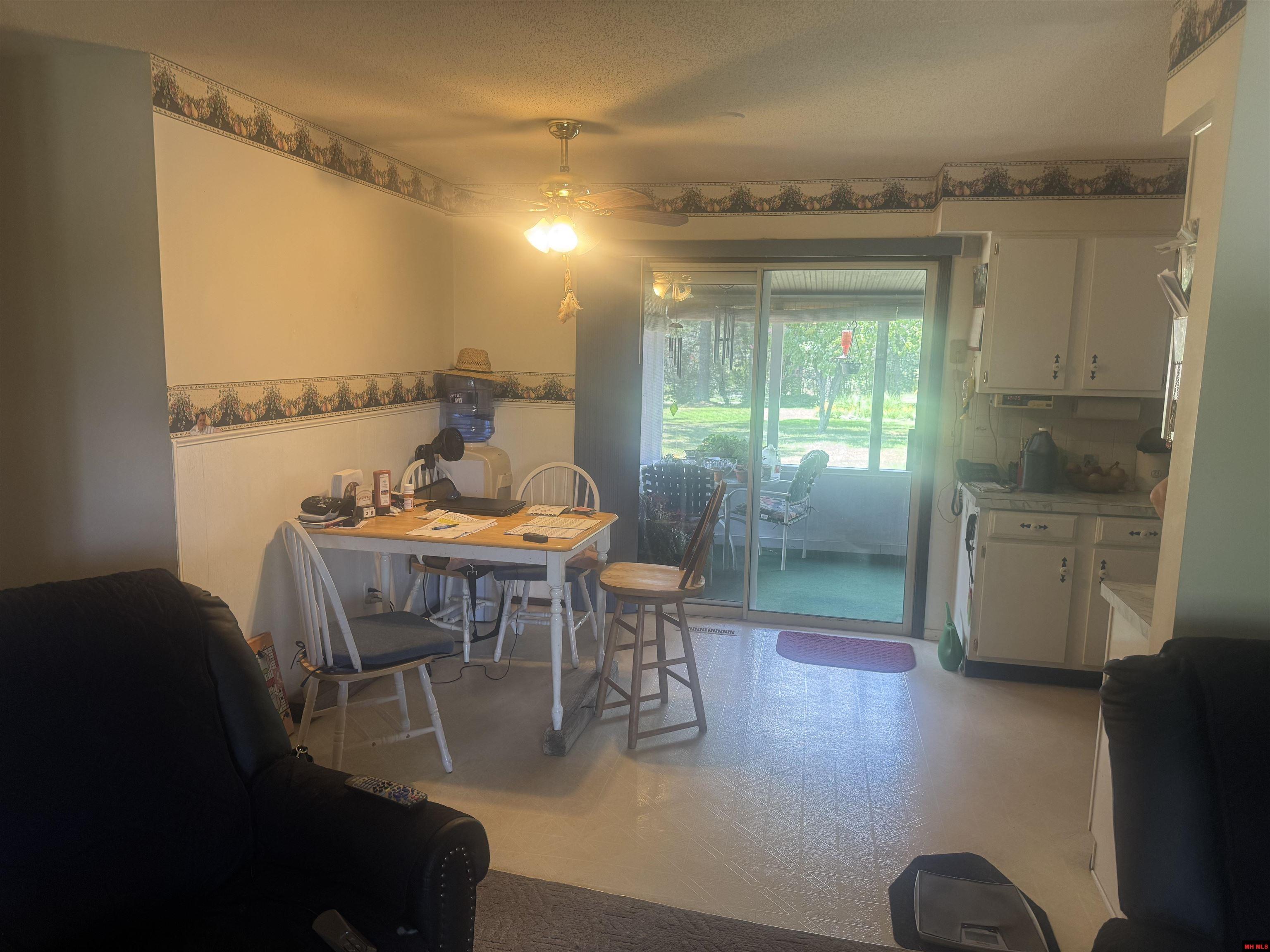 151 LINWOOD DRIVE Briarcliff, AR