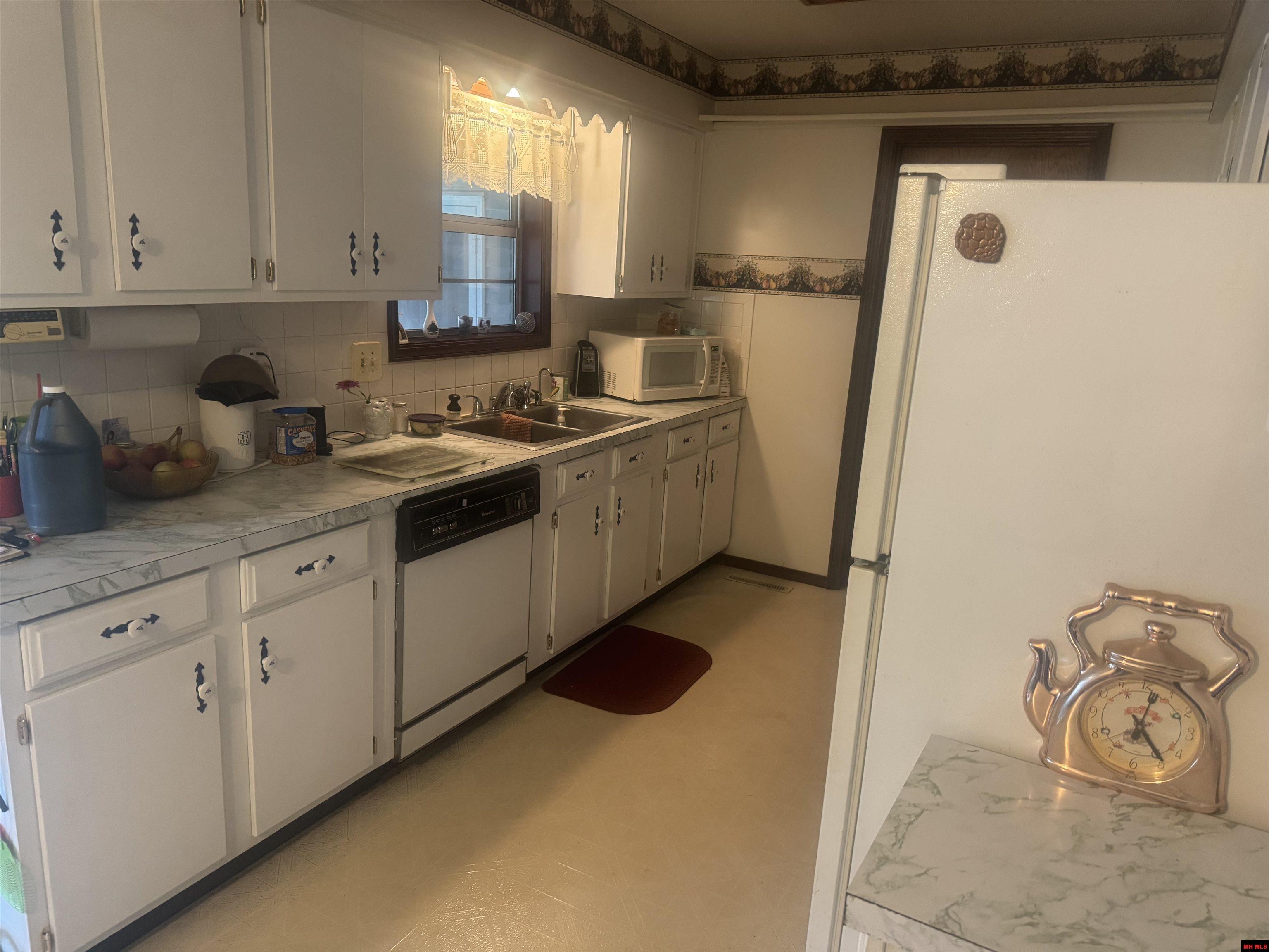 151 LINWOOD DRIVE Briarcliff, AR