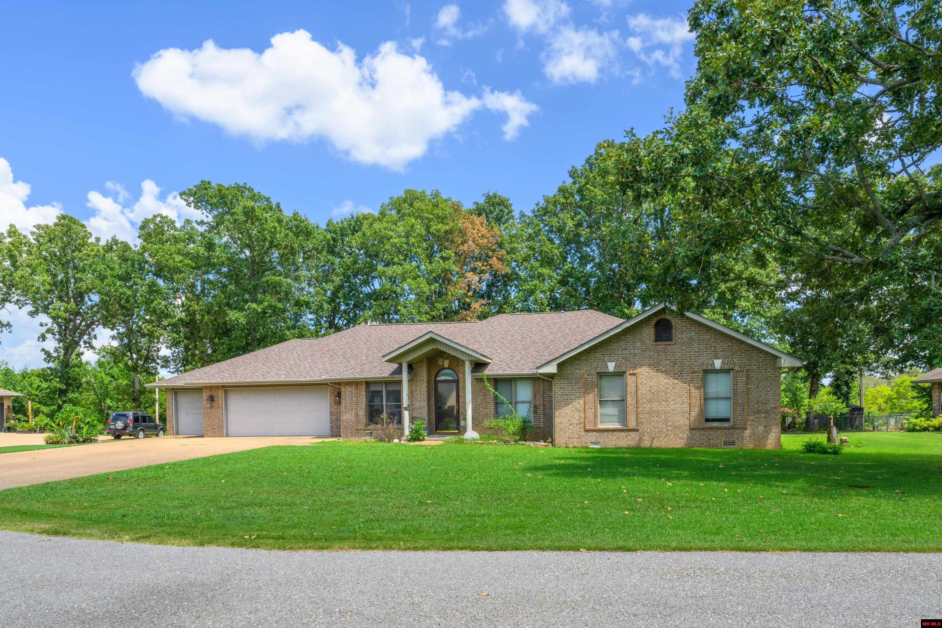 2041 SHADOW OAK DRIVE Mountain Home, AR