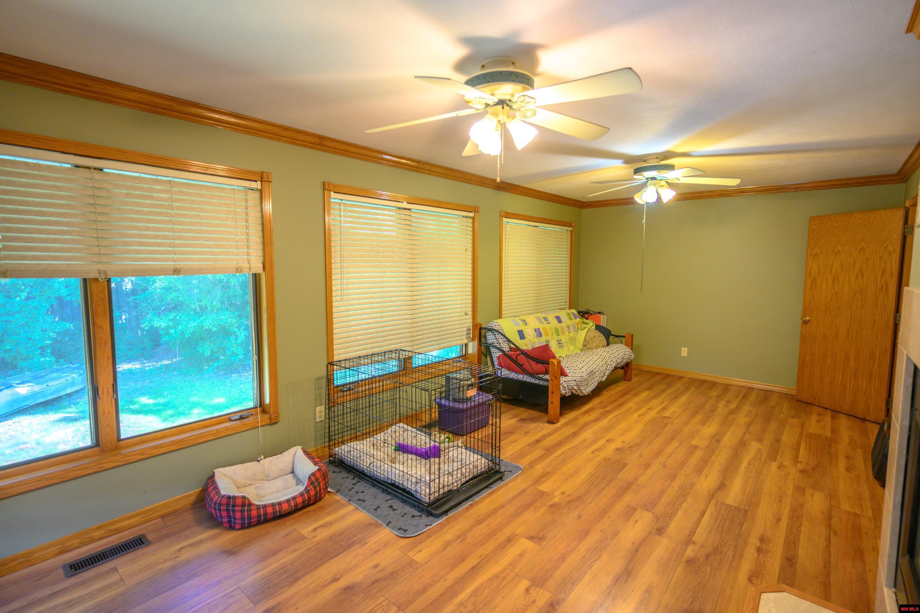 2041 SHADOW OAK DRIVE Mountain Home, AR