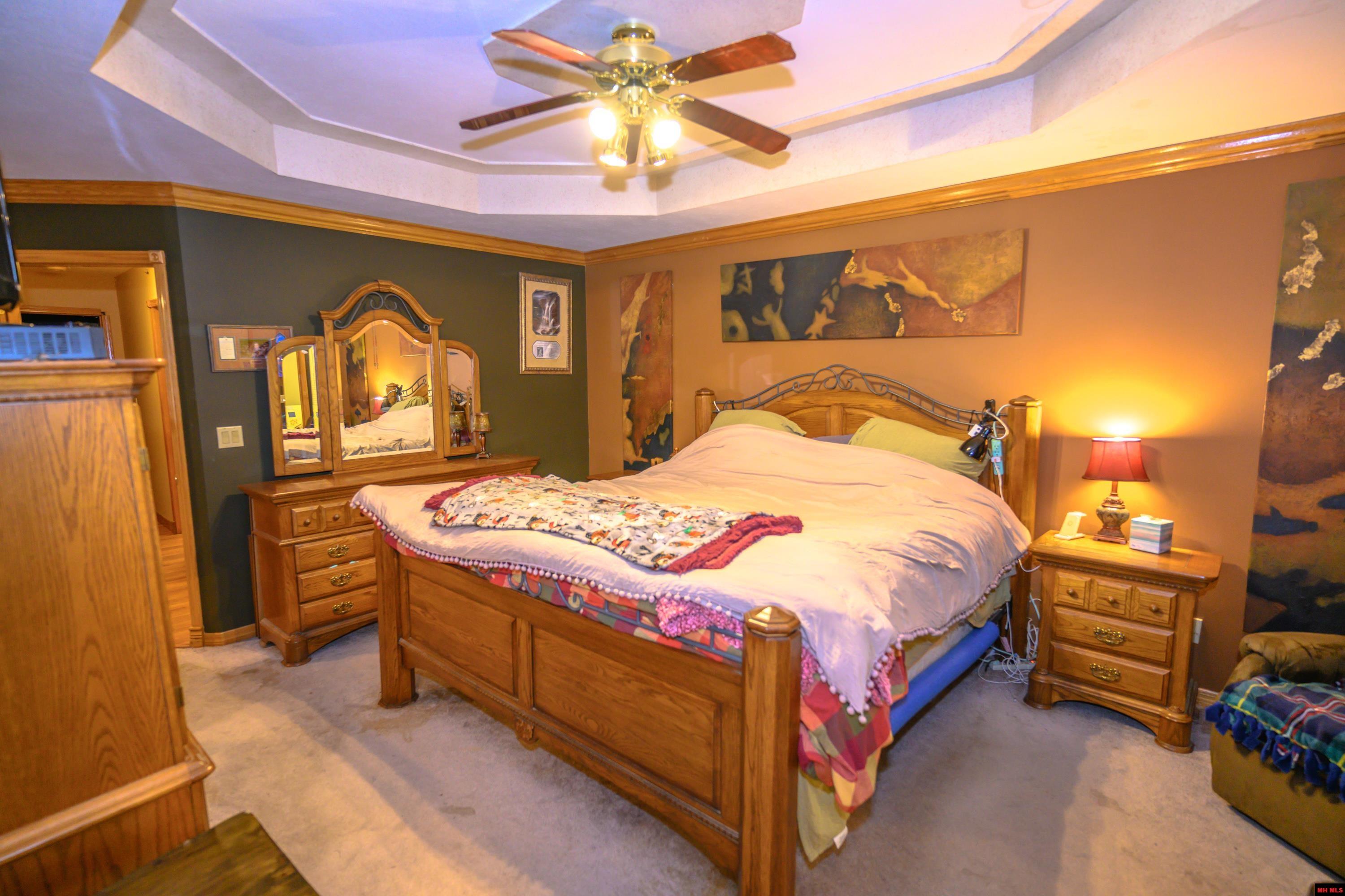 2041 SHADOW OAK DRIVE Mountain Home, AR