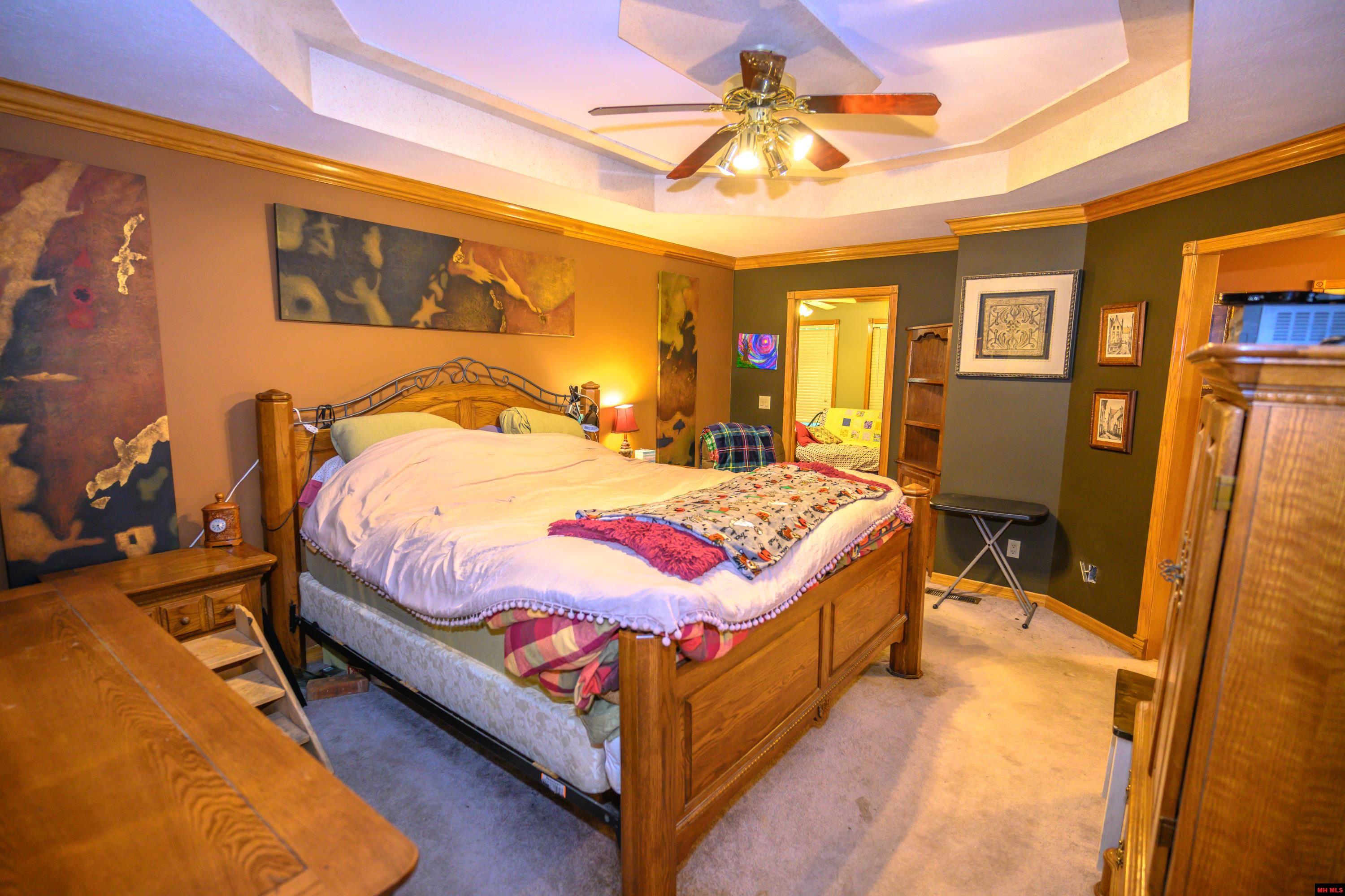 2041 SHADOW OAK DRIVE Mountain Home, AR