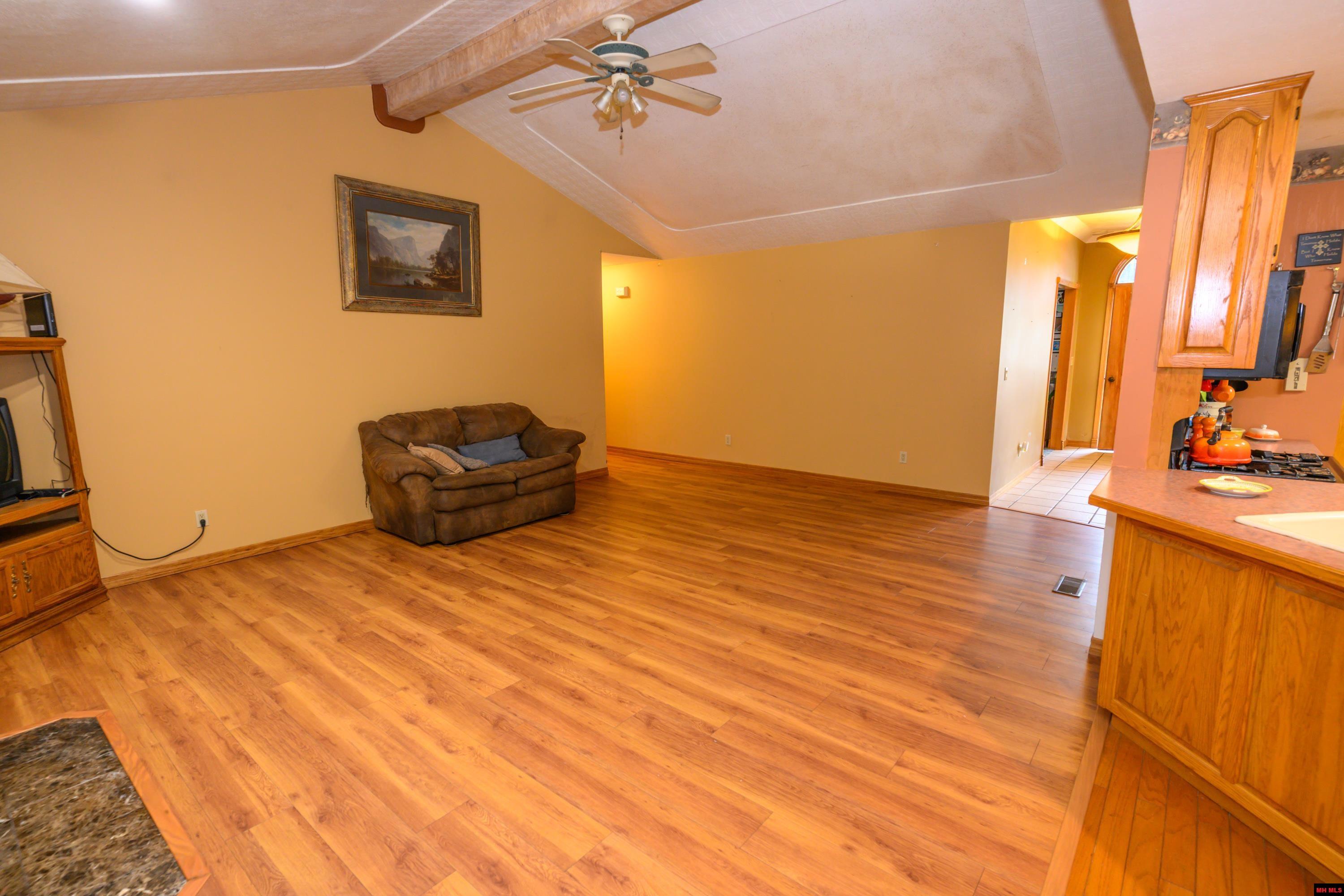 2041 SHADOW OAK DRIVE Mountain Home, AR