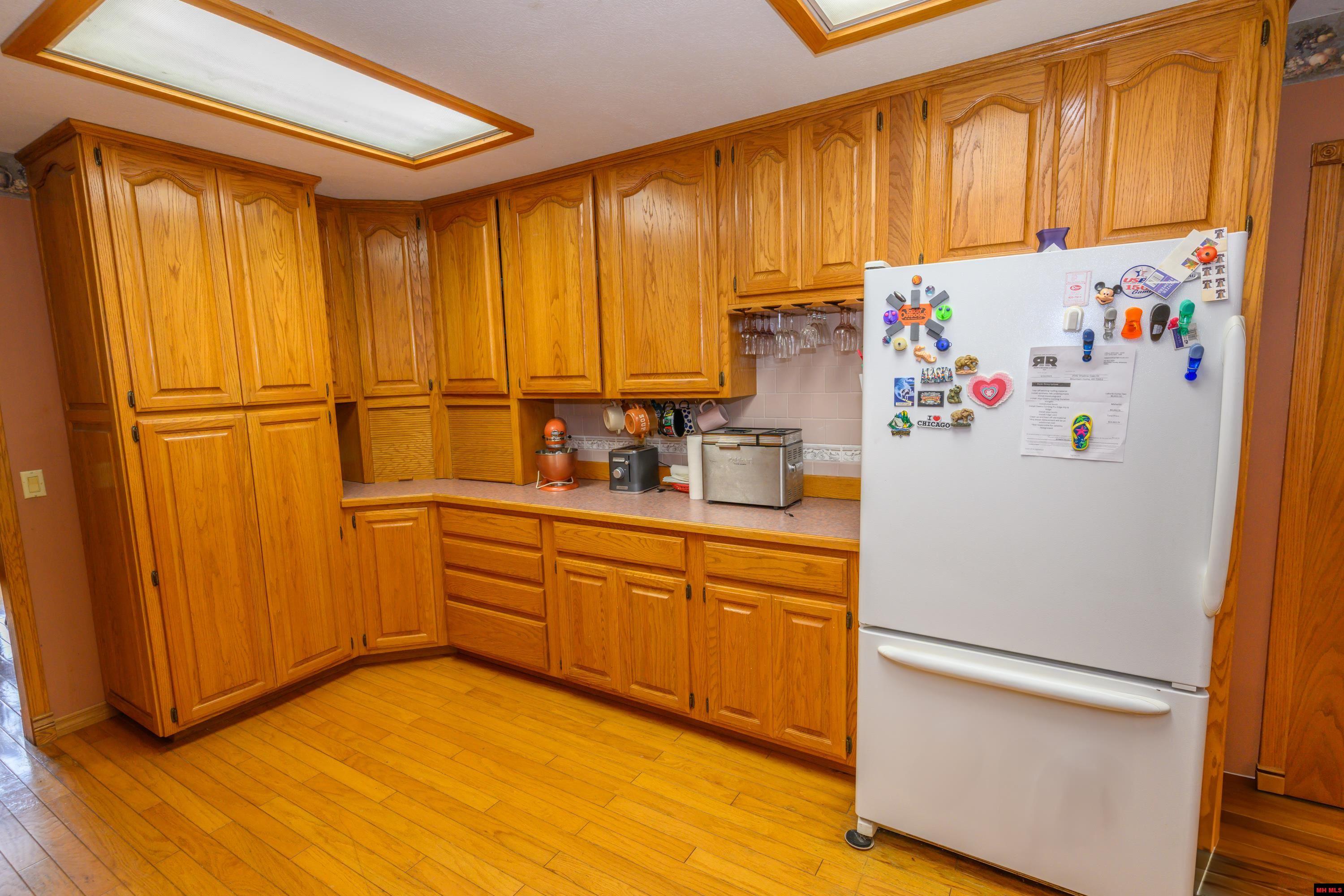 2041 SHADOW OAK DRIVE Mountain Home, AR