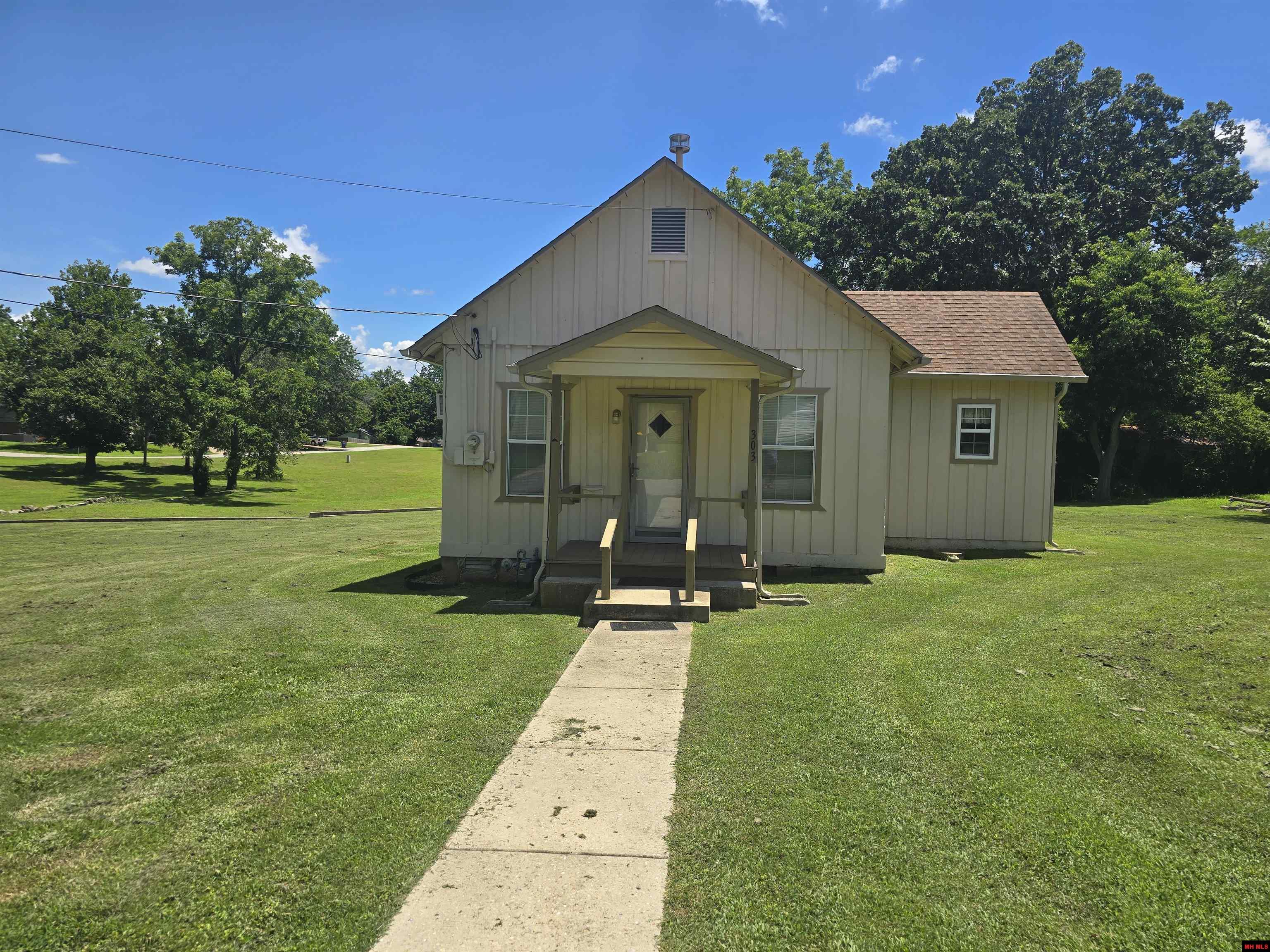 610 E 2ND STREET Mountain Home, AR
