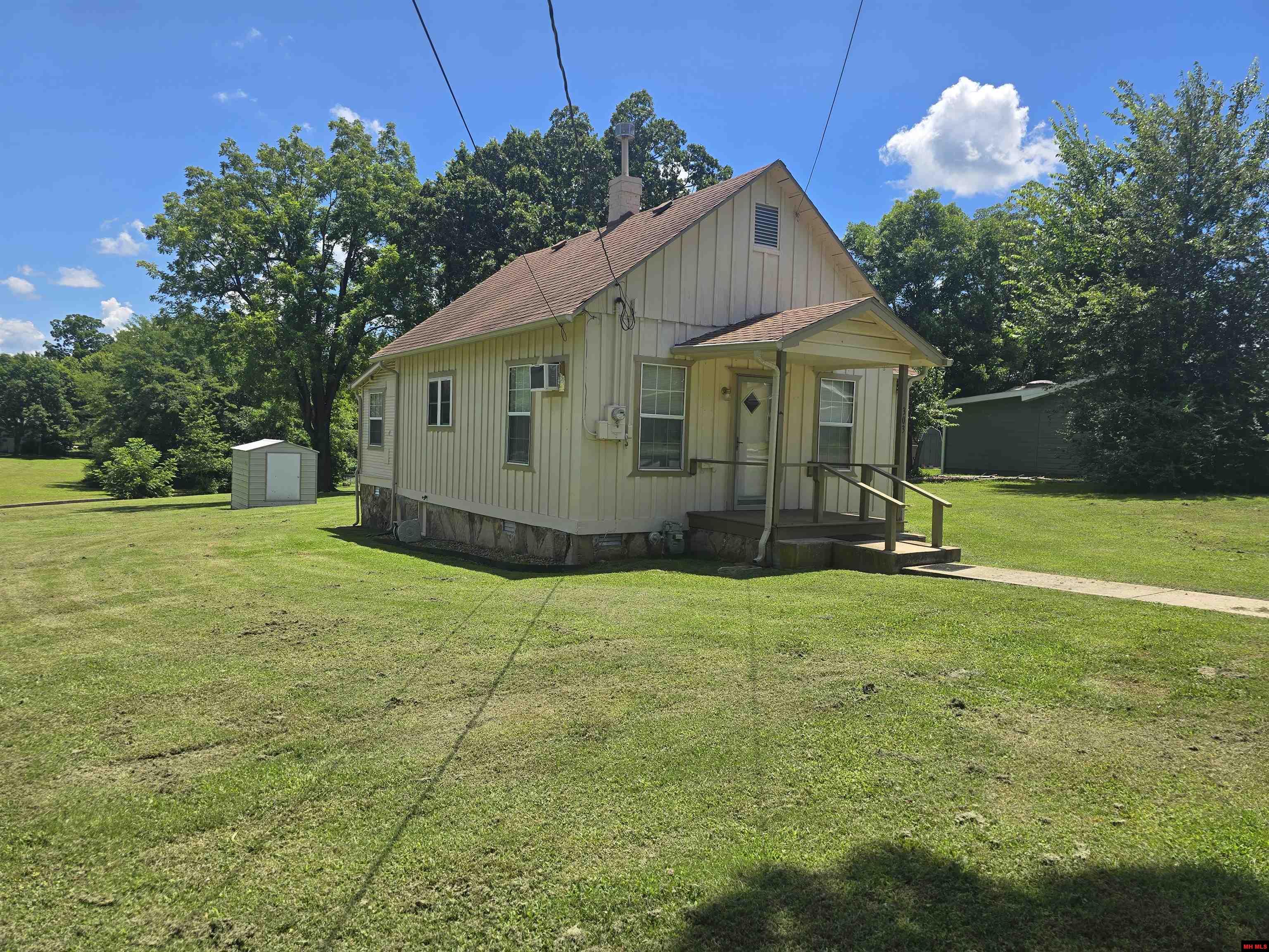610 E 2ND STREET Mountain Home, AR