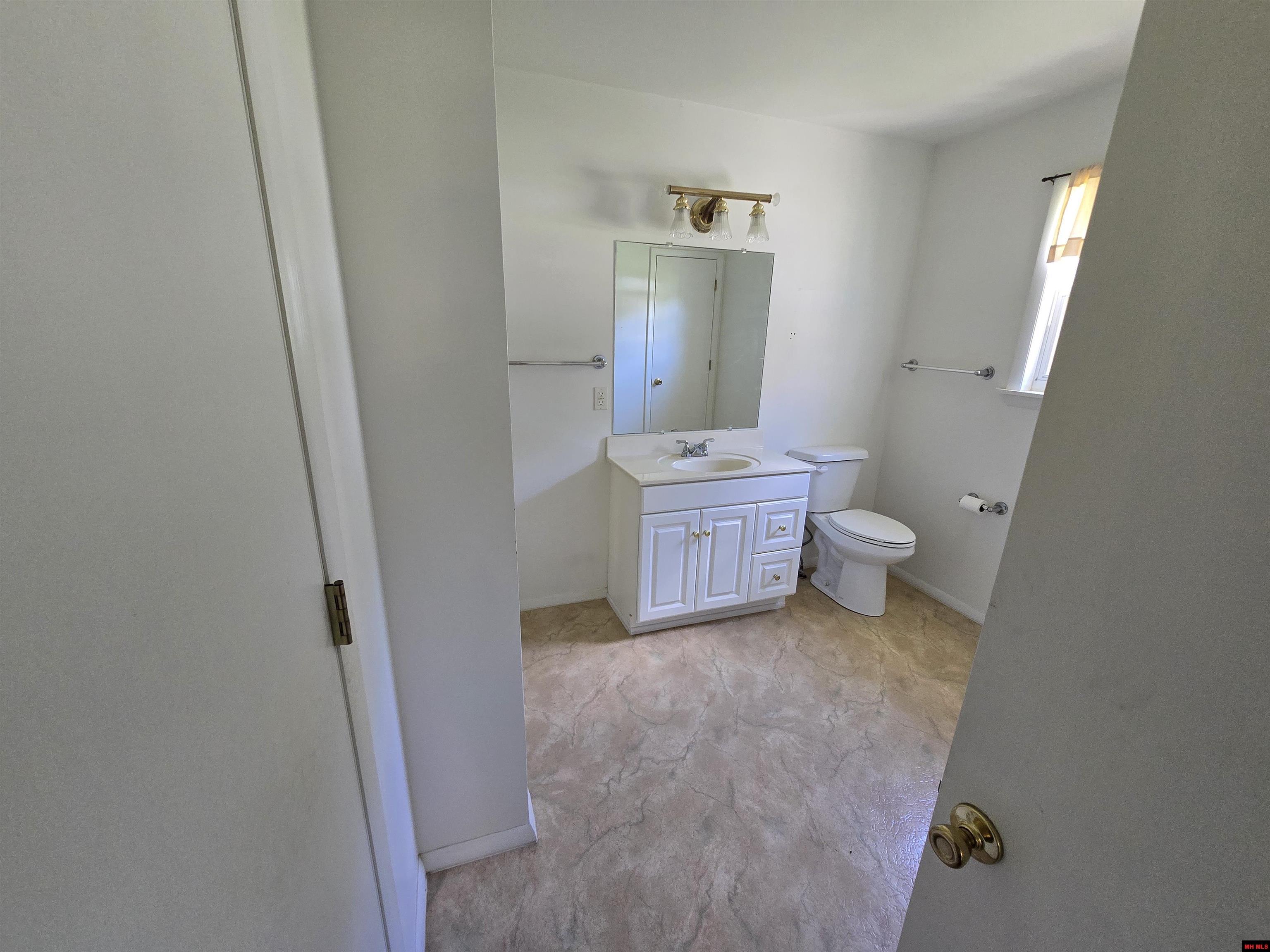 610 E 2ND STREET Mountain Home, AR