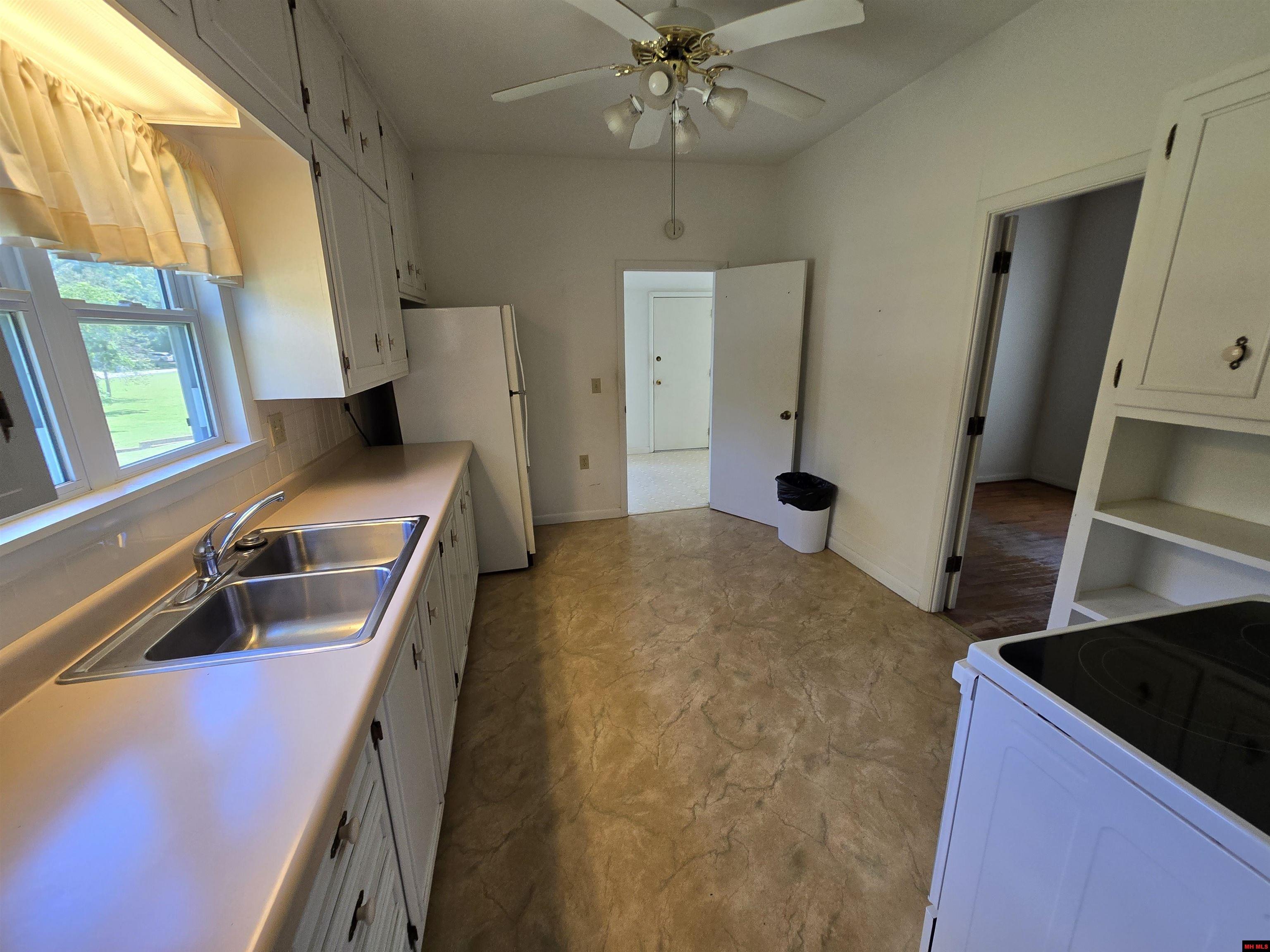 610 E 2ND STREET Mountain Home, AR