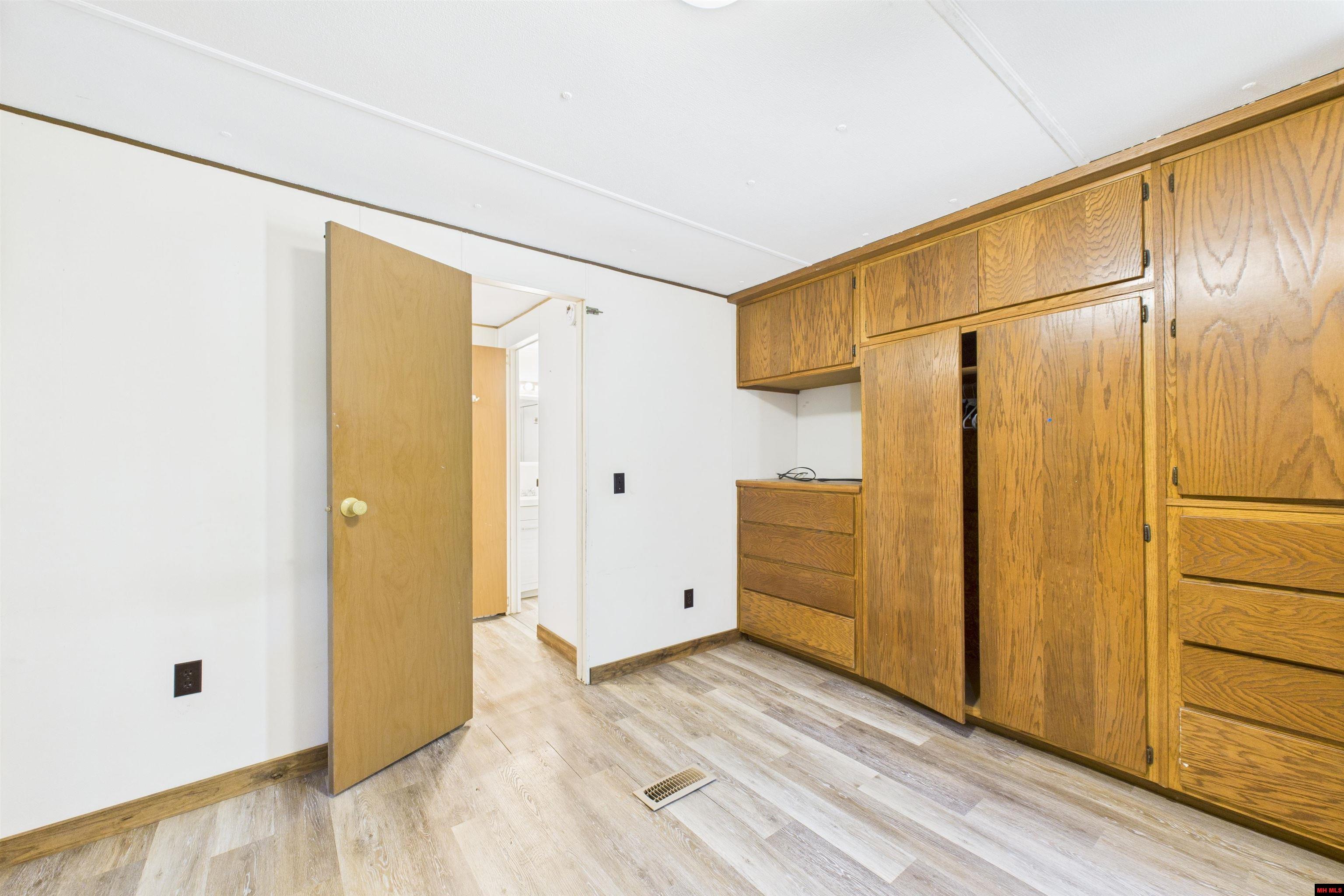 3239 ROCKY RIDGE ROAD Mountain Home, AR