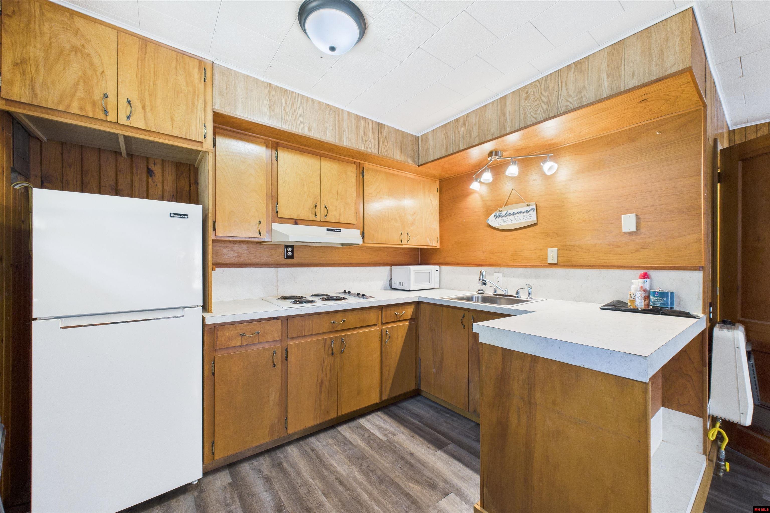 3239 ROCKY RIDGE ROAD Mountain Home, AR