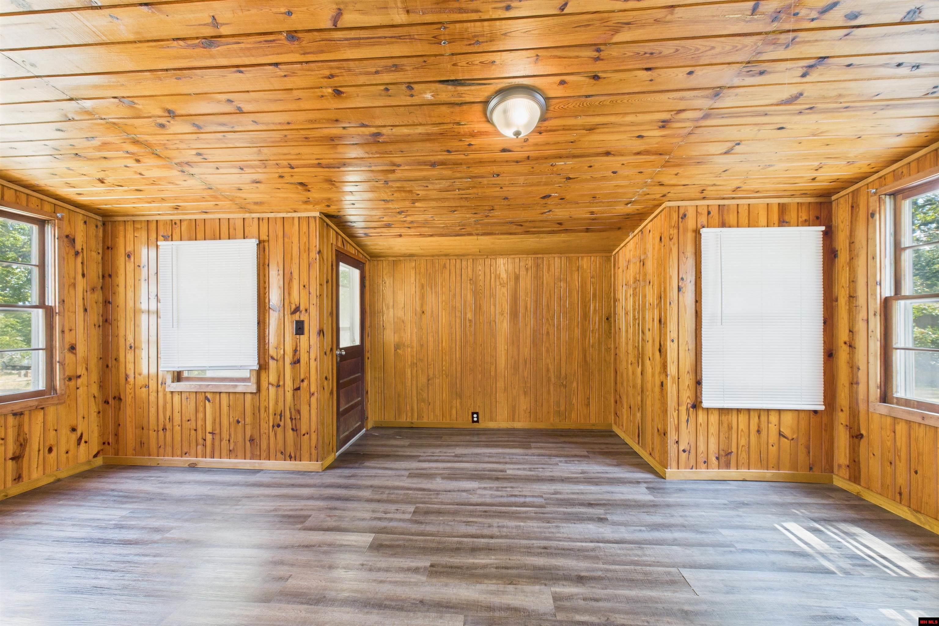 3239 ROCKY RIDGE ROAD Mountain Home, AR