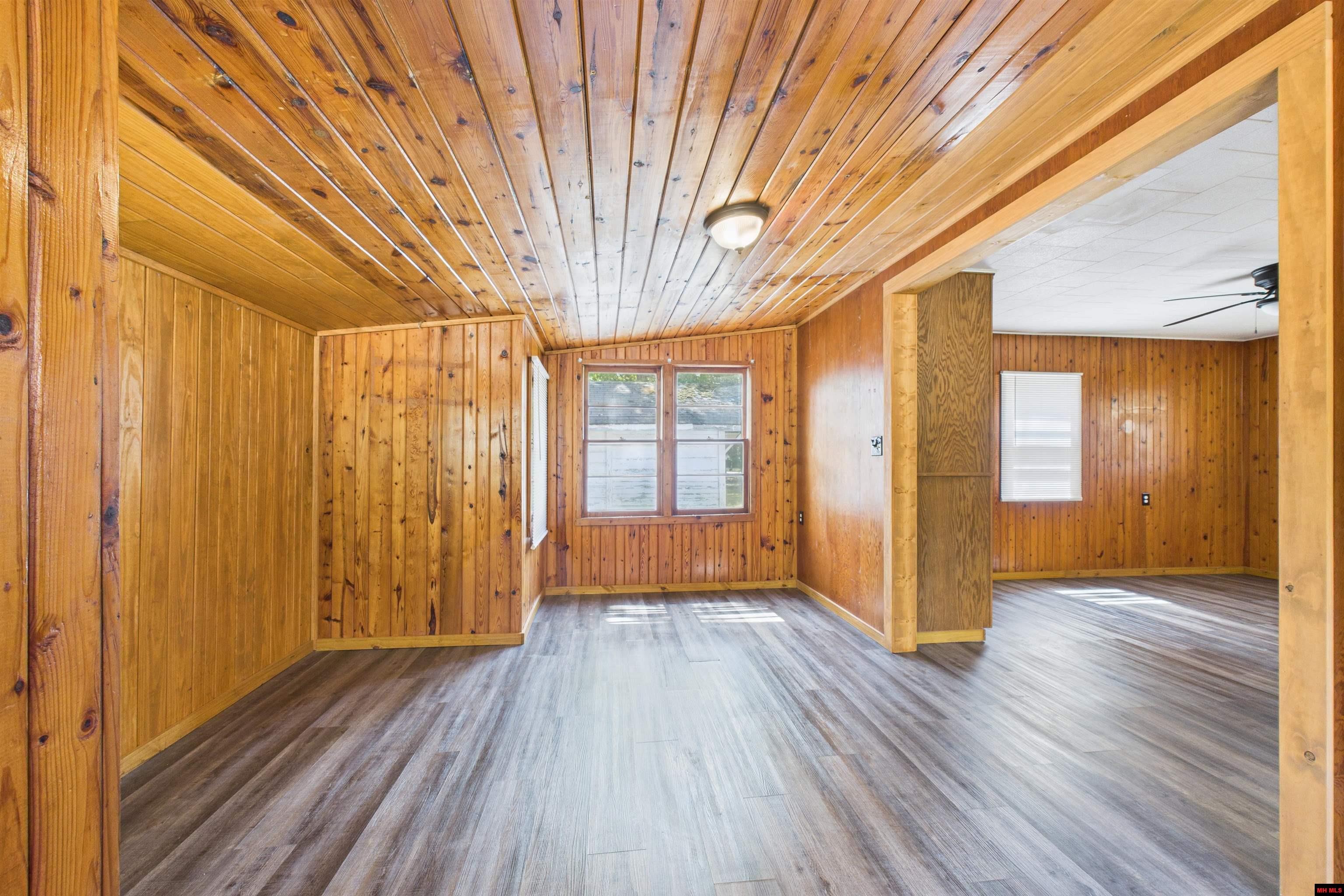 3239 ROCKY RIDGE ROAD Mountain Home, AR