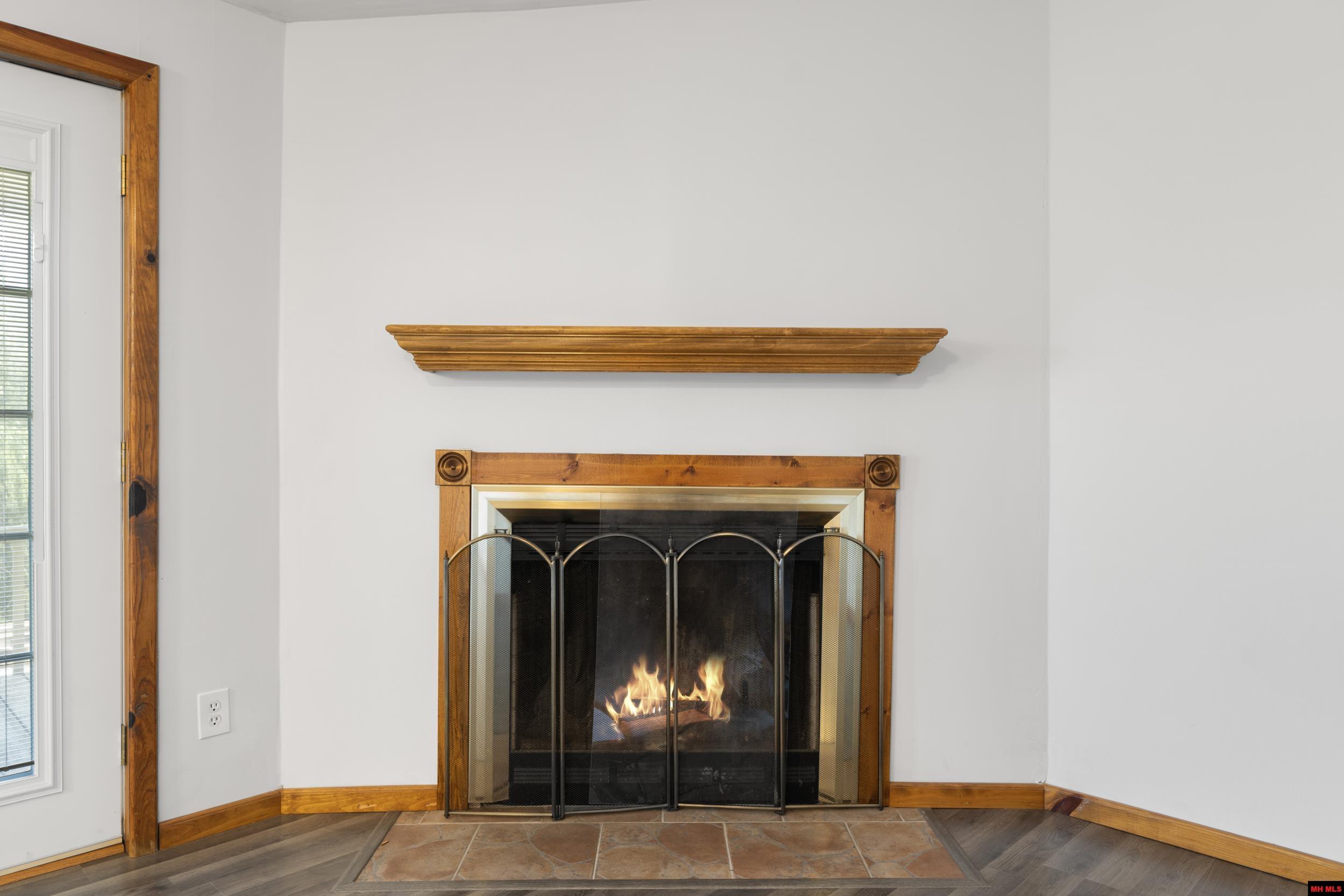 2979 ROCKY RIDGE ROAD Mountain Home, AR 72653