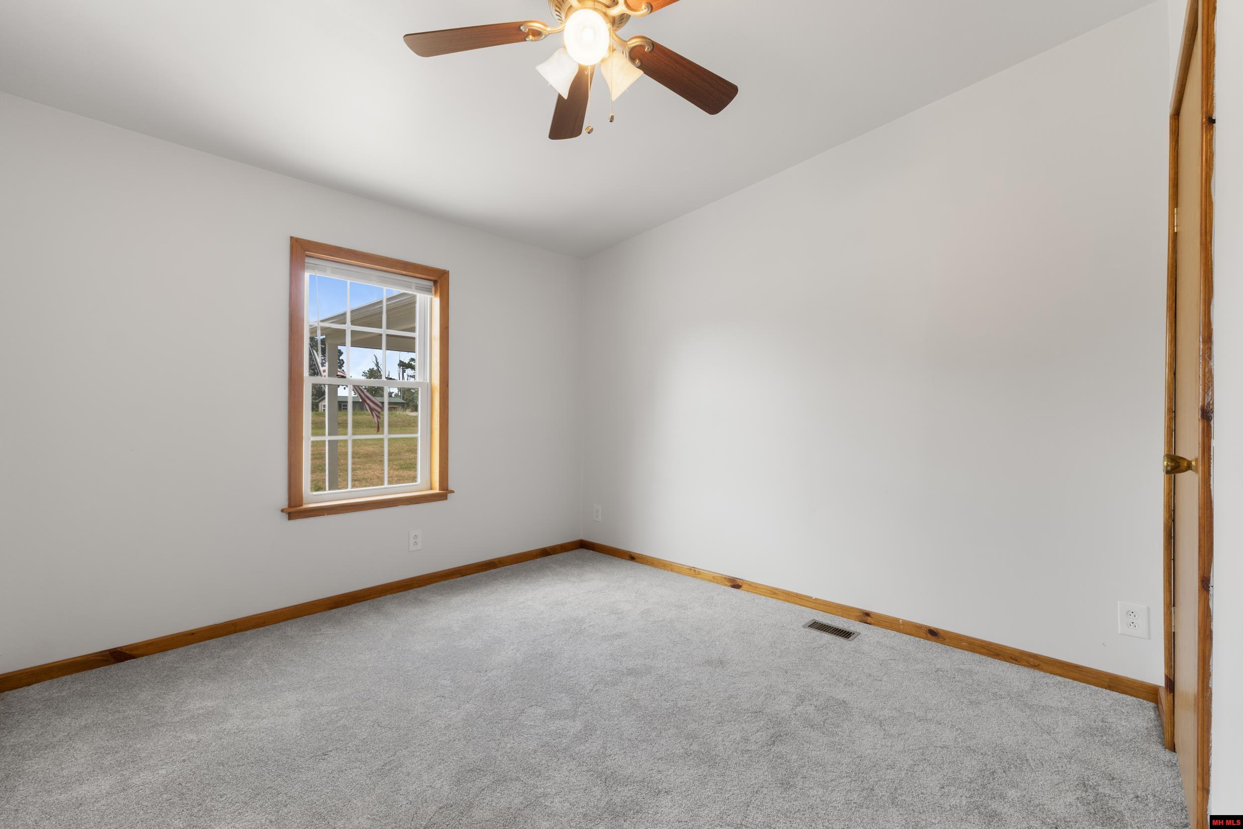 2979 ROCKY RIDGE ROAD Mountain Home, AR 72653