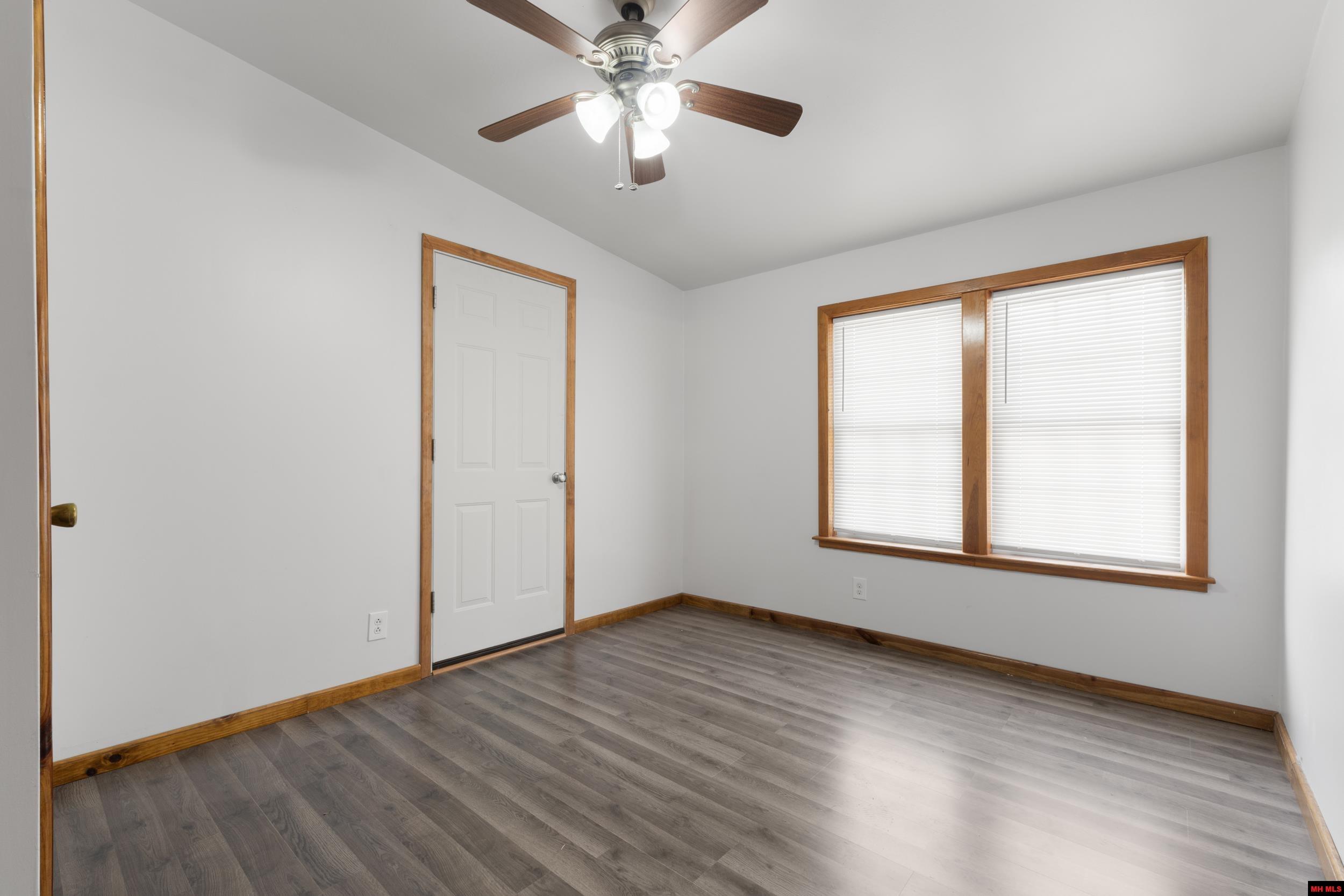 2979 ROCKY RIDGE ROAD Mountain Home, AR 72653