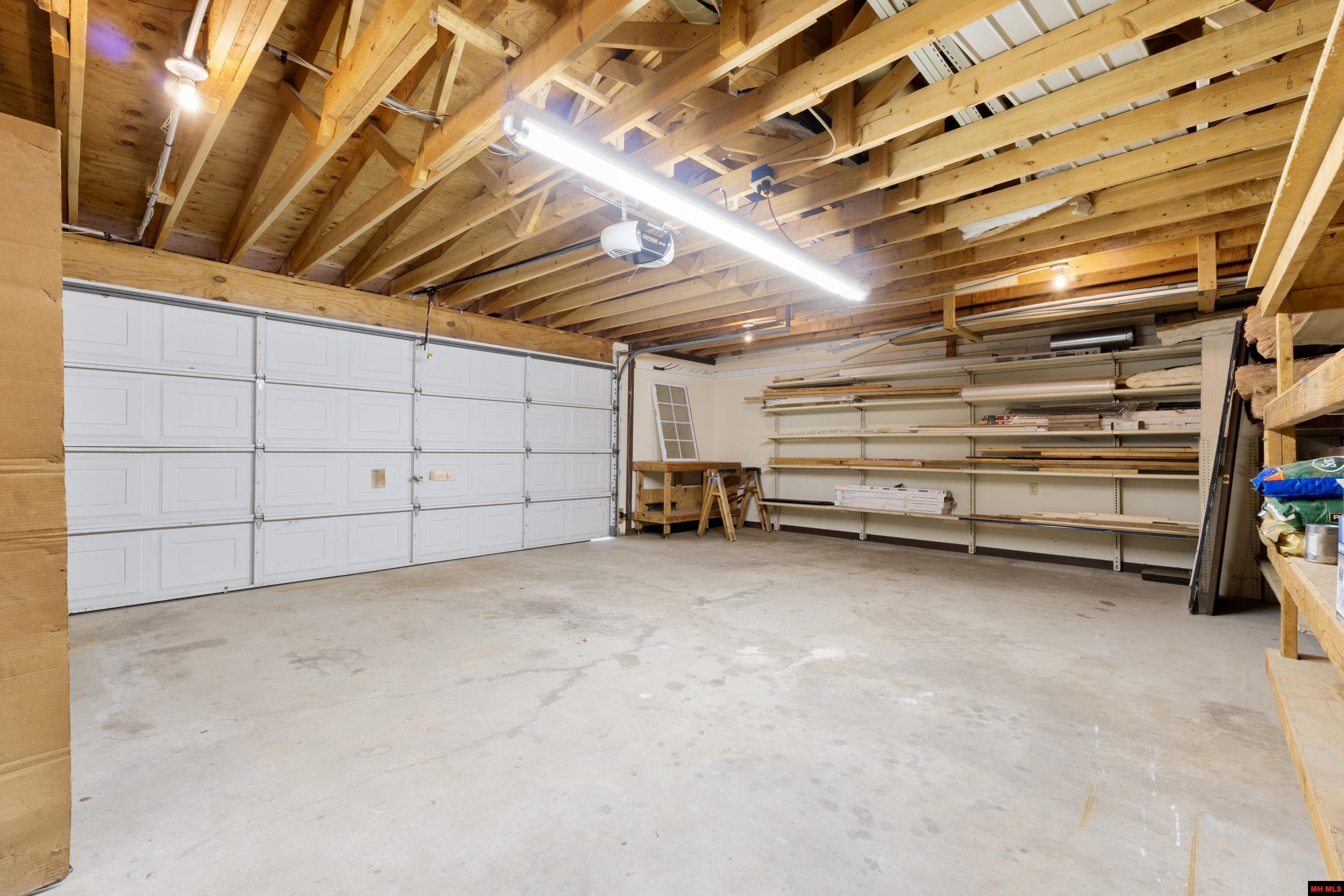 2979 ROCKY RIDGE ROAD Mountain Home, AR 72653