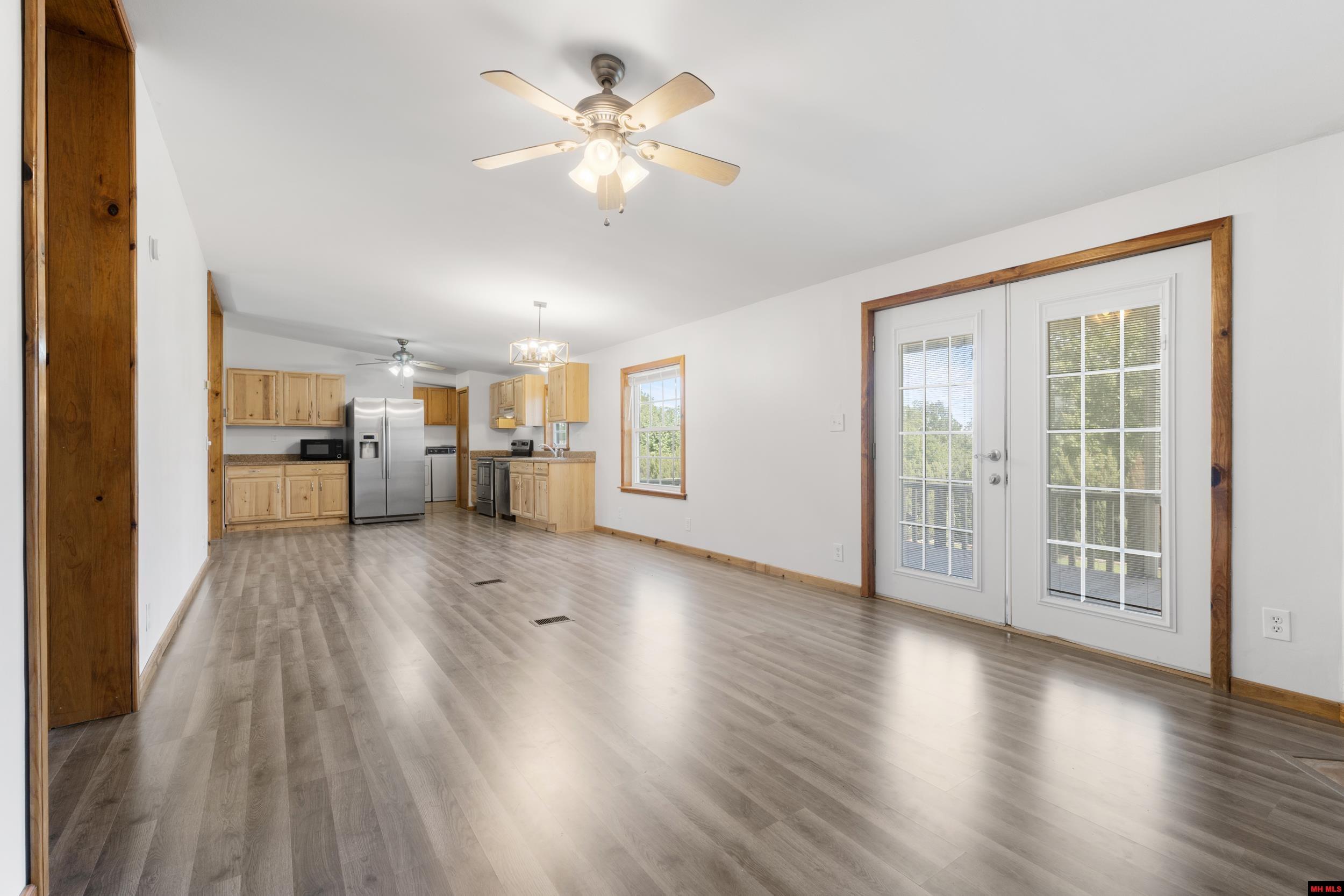 2979 ROCKY RIDGE ROAD Mountain Home, AR 72653