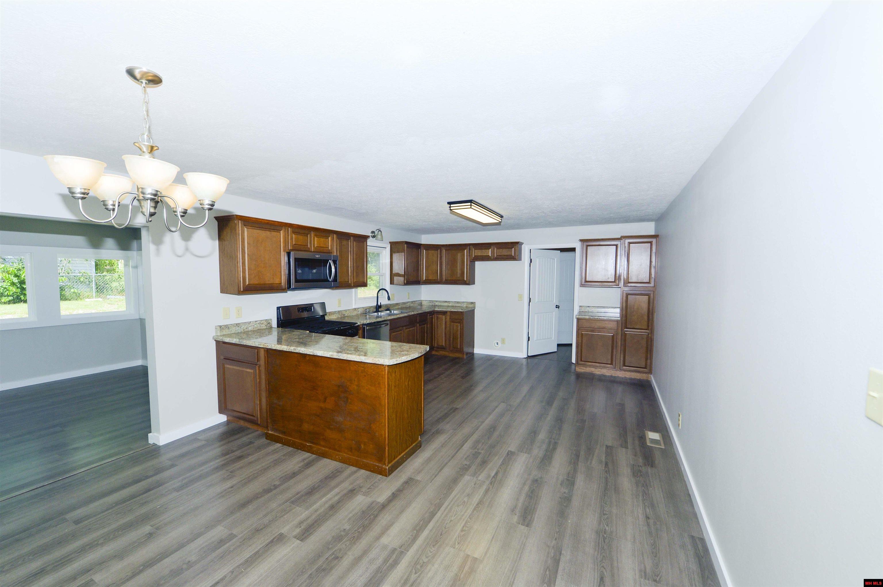 903 1ST STREET Mountain Home, AR 72653