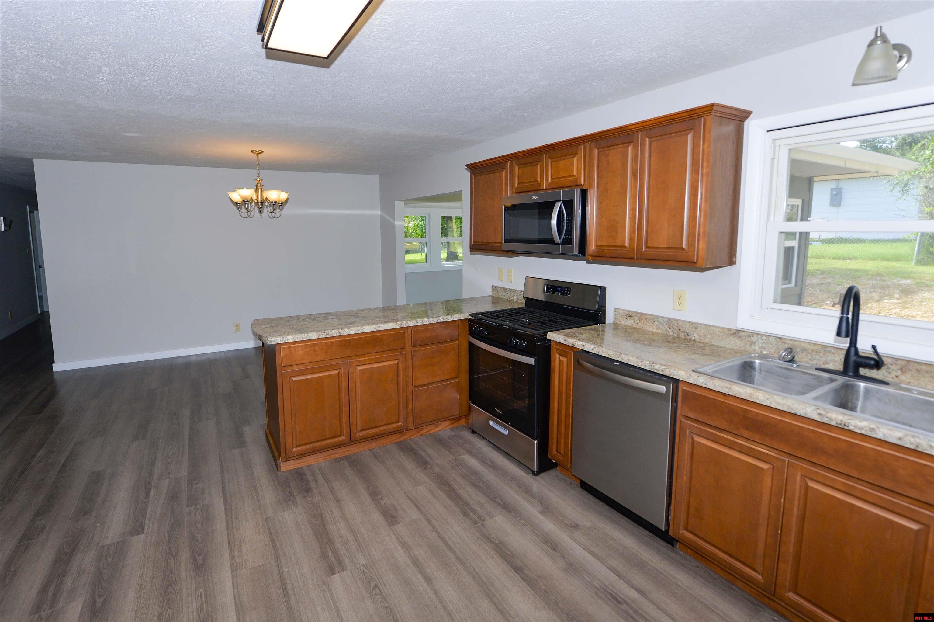 903 1ST STREET Mountain Home, AR 72653